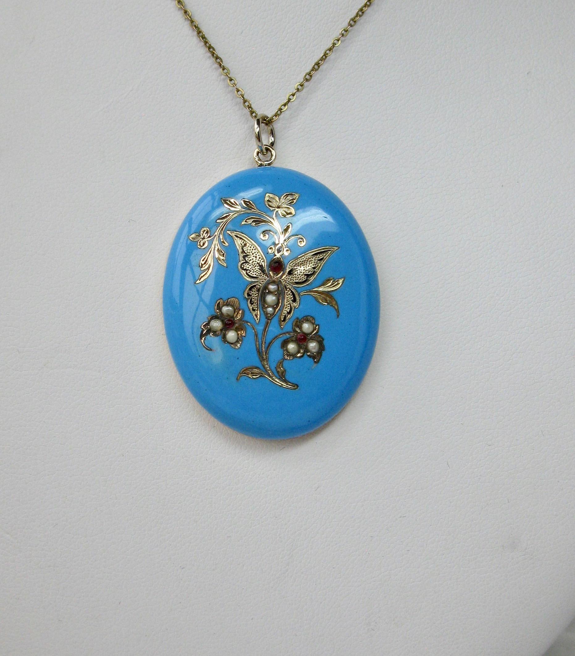 Relicario Mariposa Rubí Perla Esmalte Oro 14 Kilates Colgante Insecto Victoriano en venta 1
