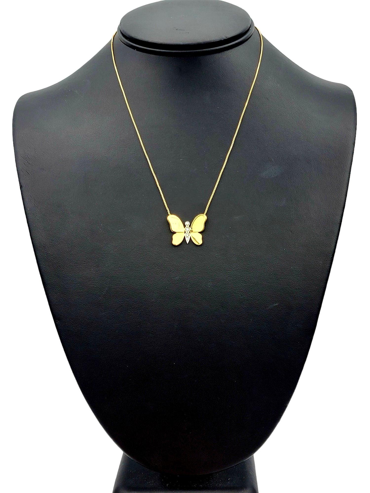 Butterfly Pendant Necklace with Diamonds Set in Polished 18 Karat Yellow Gold For Sale 2