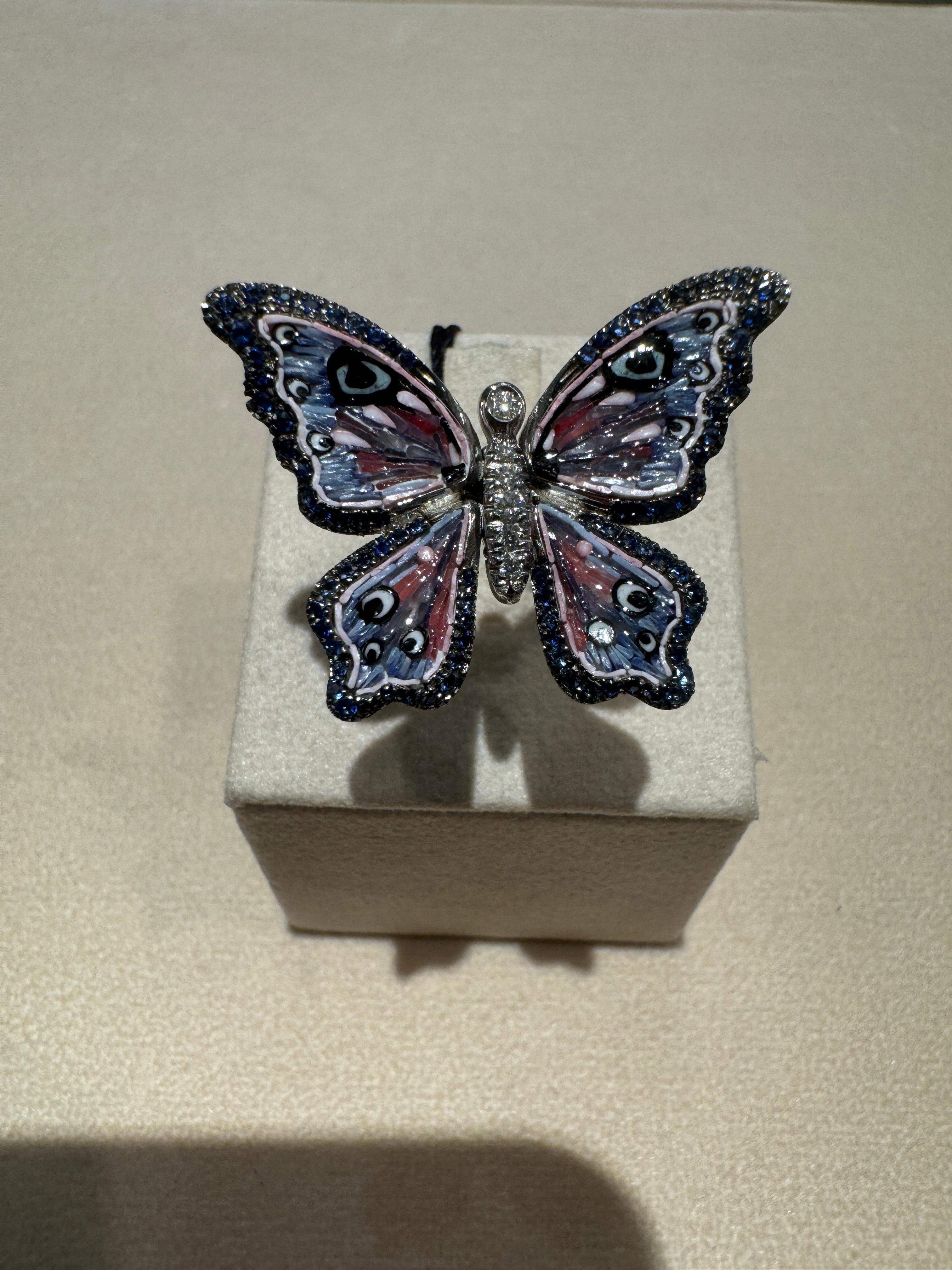 En venta: Anillo Mariposa de Oro Blanco, Diamantes, Zafiros y Decorado con Micromosaico  3
