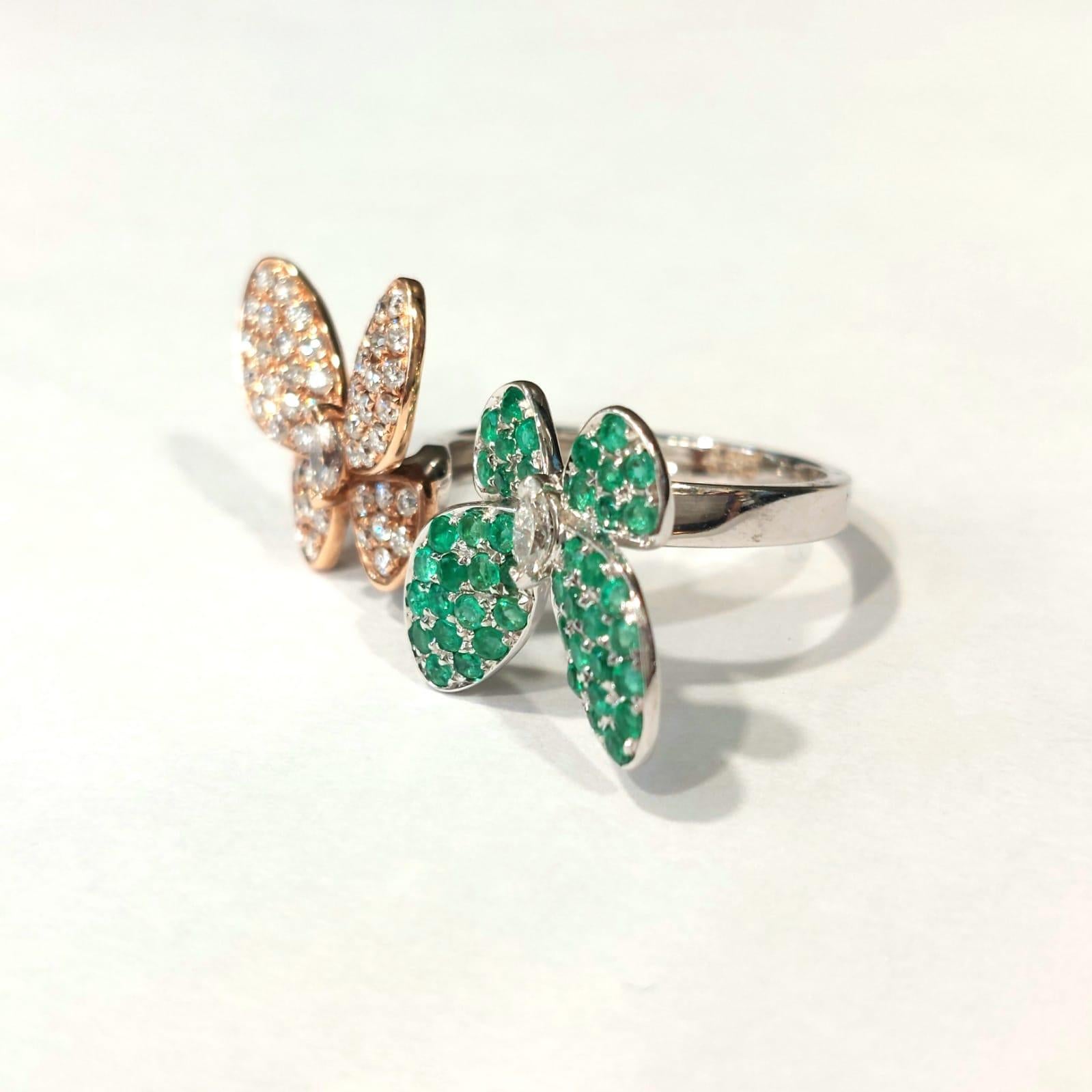 Butterfly Ring with Emerald and Diamond in 18 Karat White Gold In New Condition For Sale In Central, HK