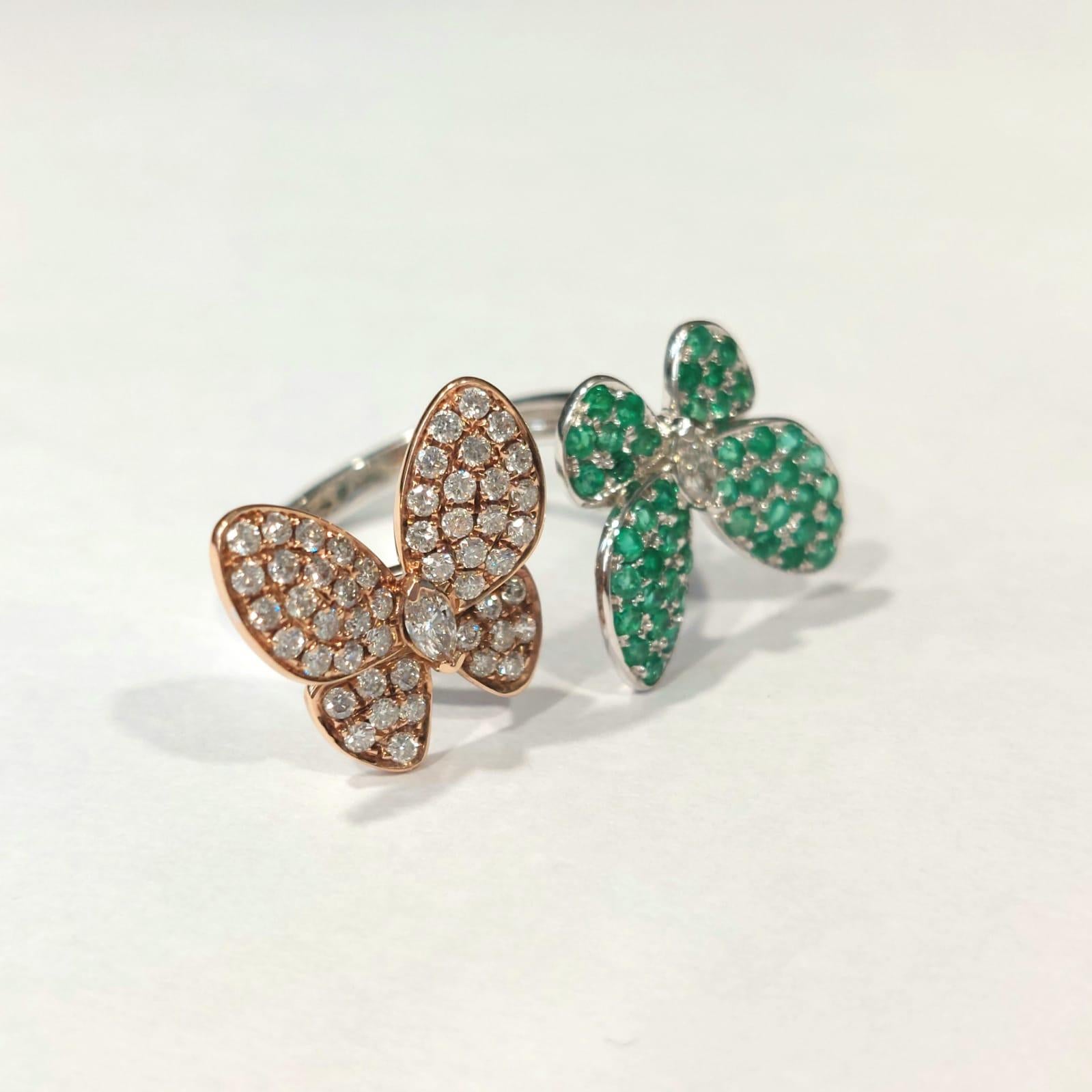 Butterfly Ring with Emerald and Diamond in 18 Karat White Gold For Sale 1