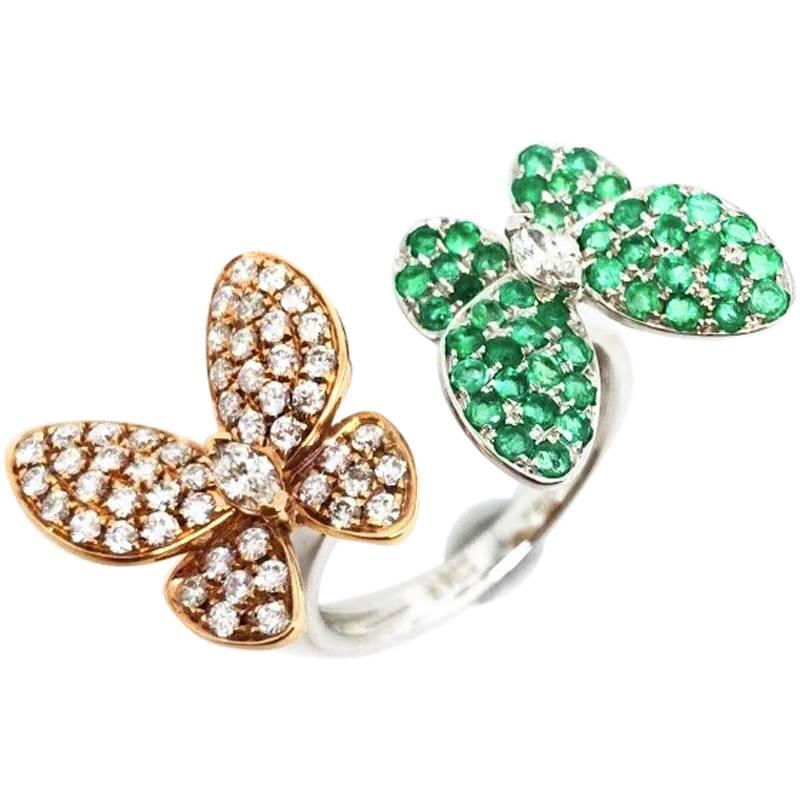 Butterfly Ring with Emerald and Diamond in 18 Karat White Gold For Sale