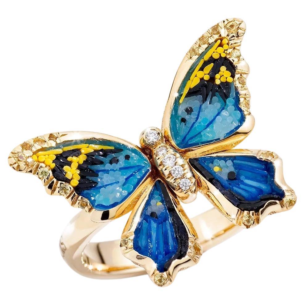 Im Angebot: Schmetterlingsring aus Gelbgold mit weißen Diamanten, von Hand mit Mikromosaik verziert ()