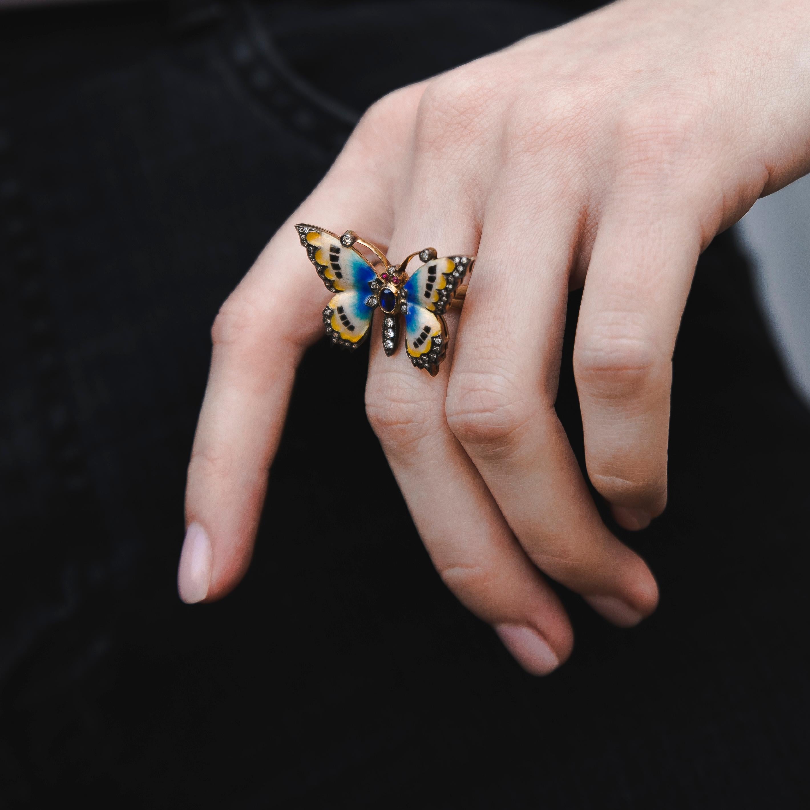 Round Cut Butterfly Ring Sapphire Diamonds Color Enamel, 1950 For Sale