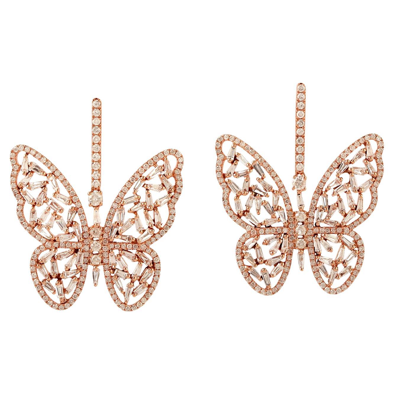 Butterfly Shaped 18k Gold Dangle Earrings Set in Diamonds