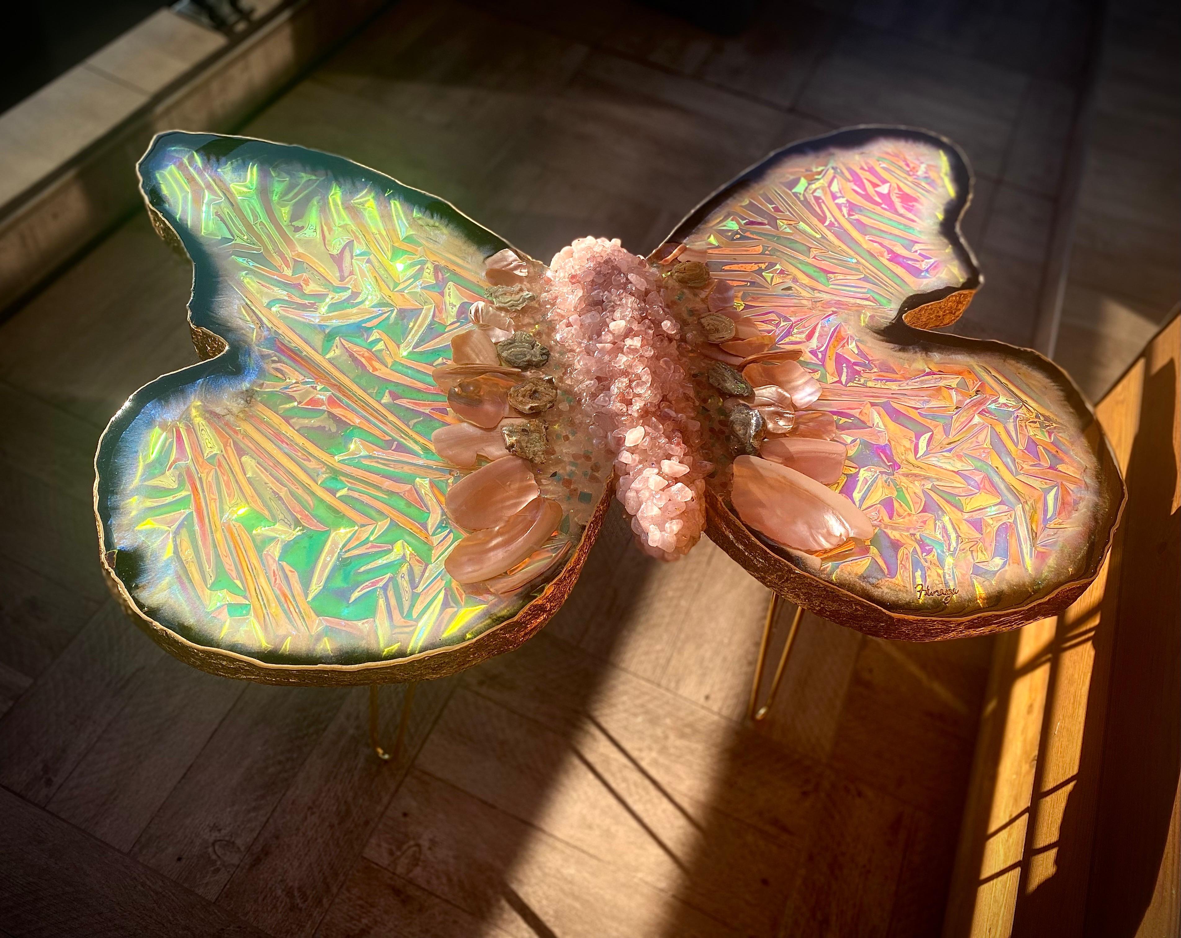Mesa geoda de ópalo en forma de mariposa en venta 2