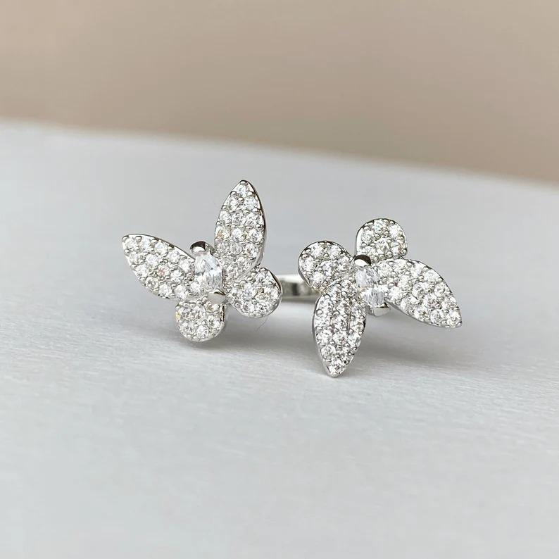 Bague de mariage papillon en argent sterling 925 et Moissanite papillon Neuf à Chicago, IL