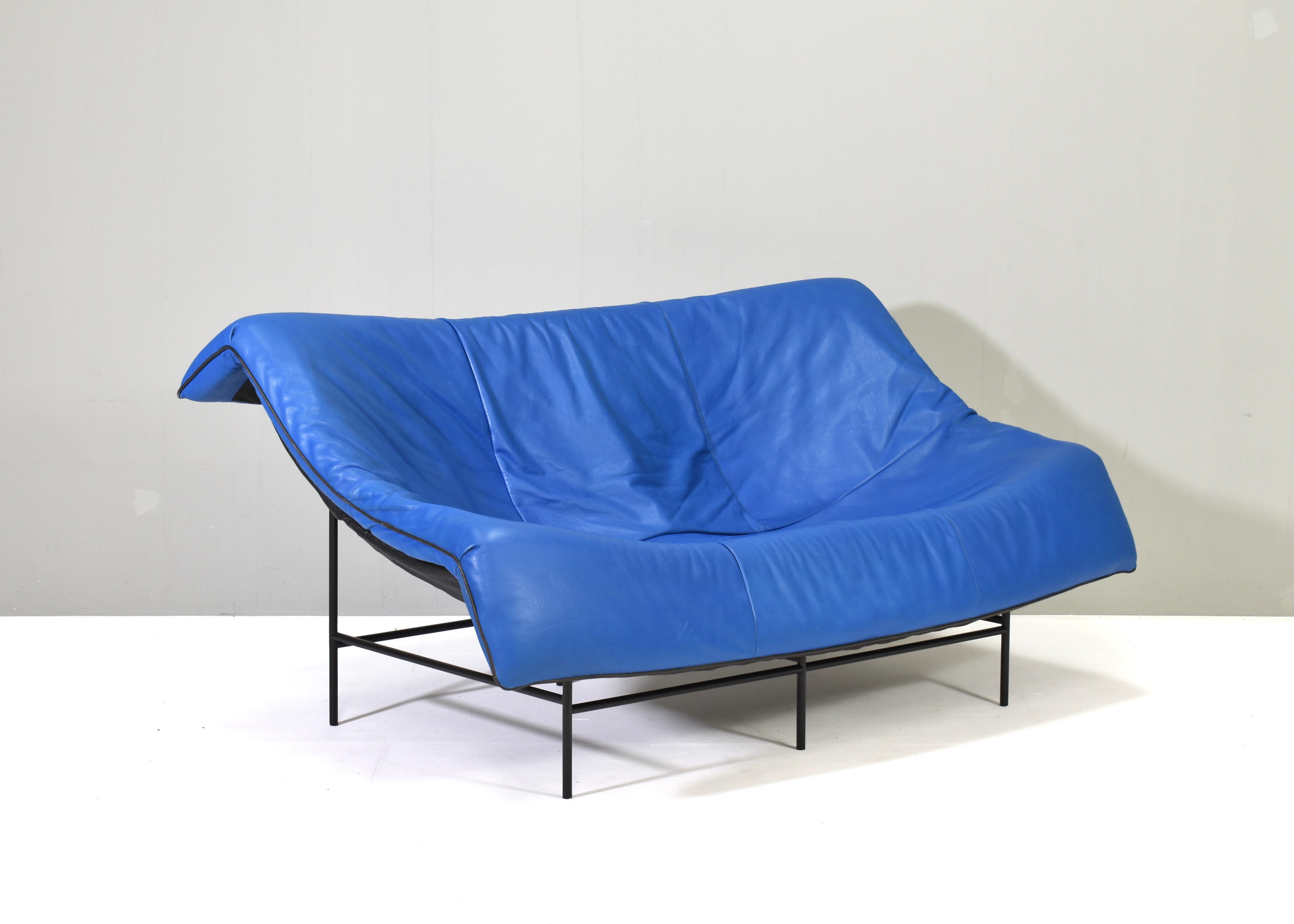 Mid-Century moderno Divano Butterfly in pelle di Gerard Van Den Berg per Montis, Paesi Bassi, anni '80 in vendita