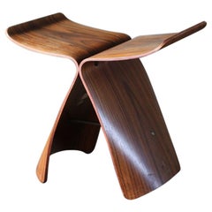 Tabouret papillon de Sori Yanagi pour Tendo Mokko