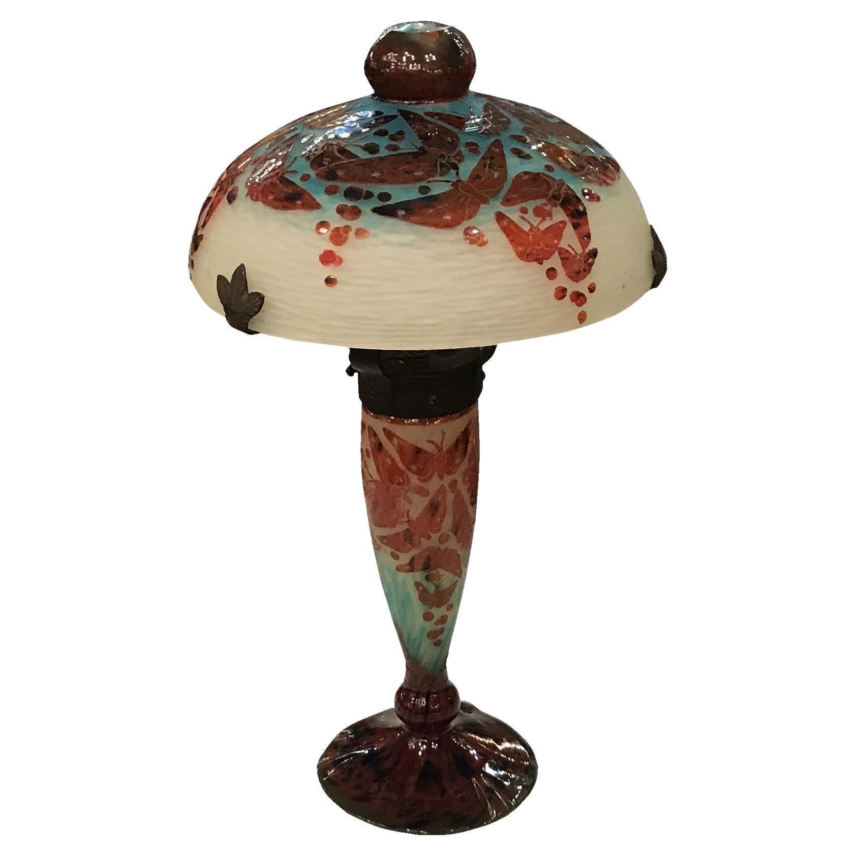 Butterfly table lamp Sign: Le Verre Francais France, 1923, Style: Art Nouveau For Sale