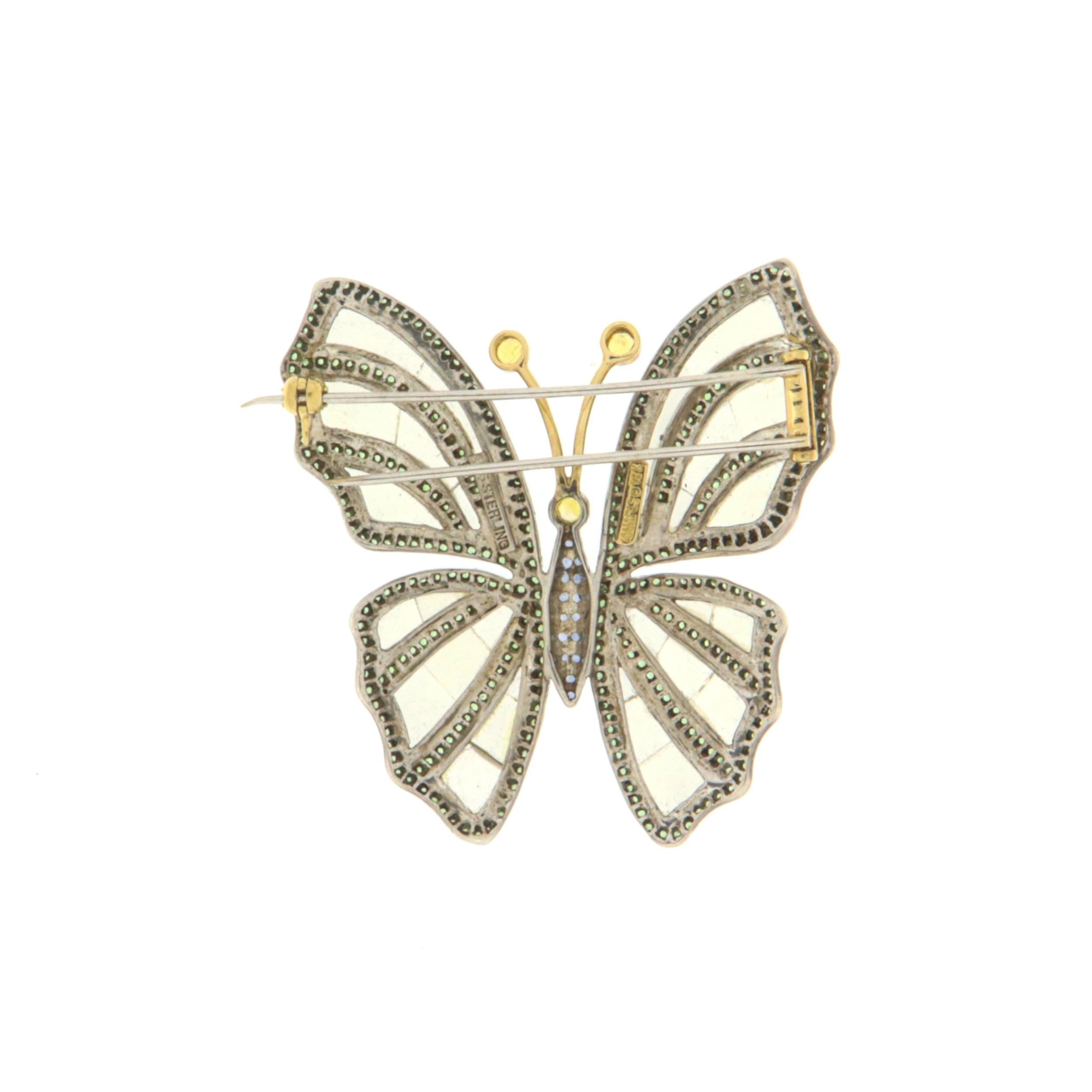 Butterfly Tsavorite Sapphires 18 Karat Yellow Gold Brooch In New Condition For Sale In Marcianise, IT