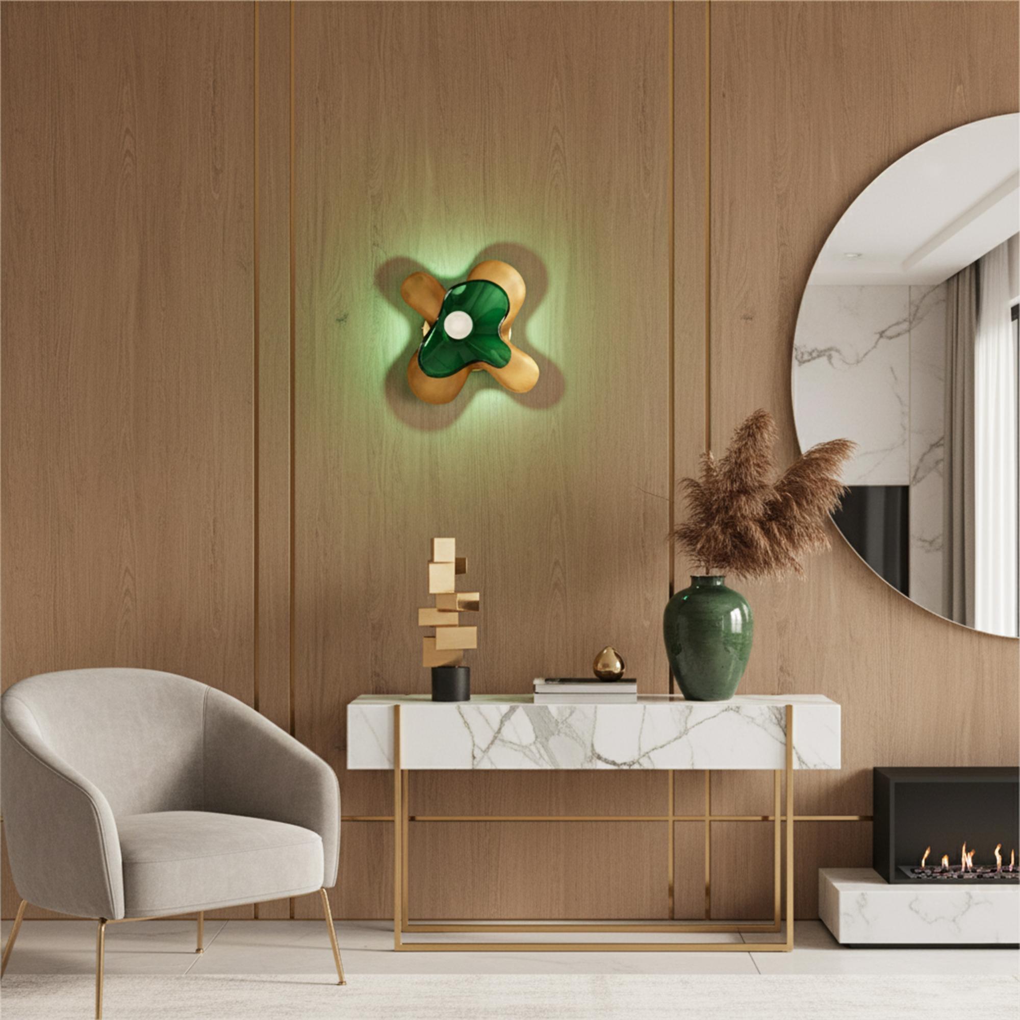 Art déco Applique murale Butterfly - Elegance du design en laiton et verre en 3 couleurs en vente