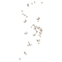 Schmetterlings-Wandskulptur, vertikaler Flug rechts, gealtertes Silber