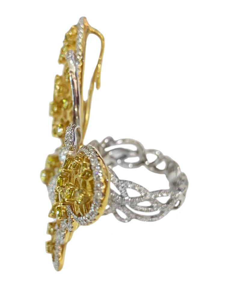 Butterfly White and Yellow Diamond Ring For Sale at 1stDibs