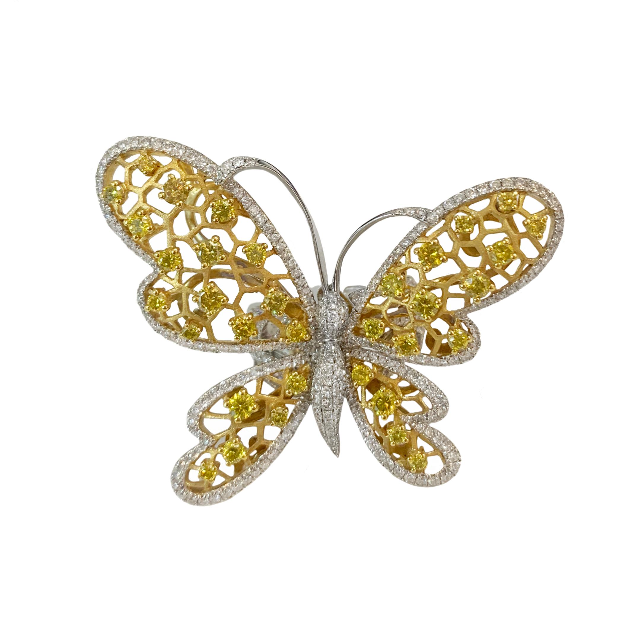 Weißer und gelber Diamantring mit Schmetterlingsschliff Damen im Angebot