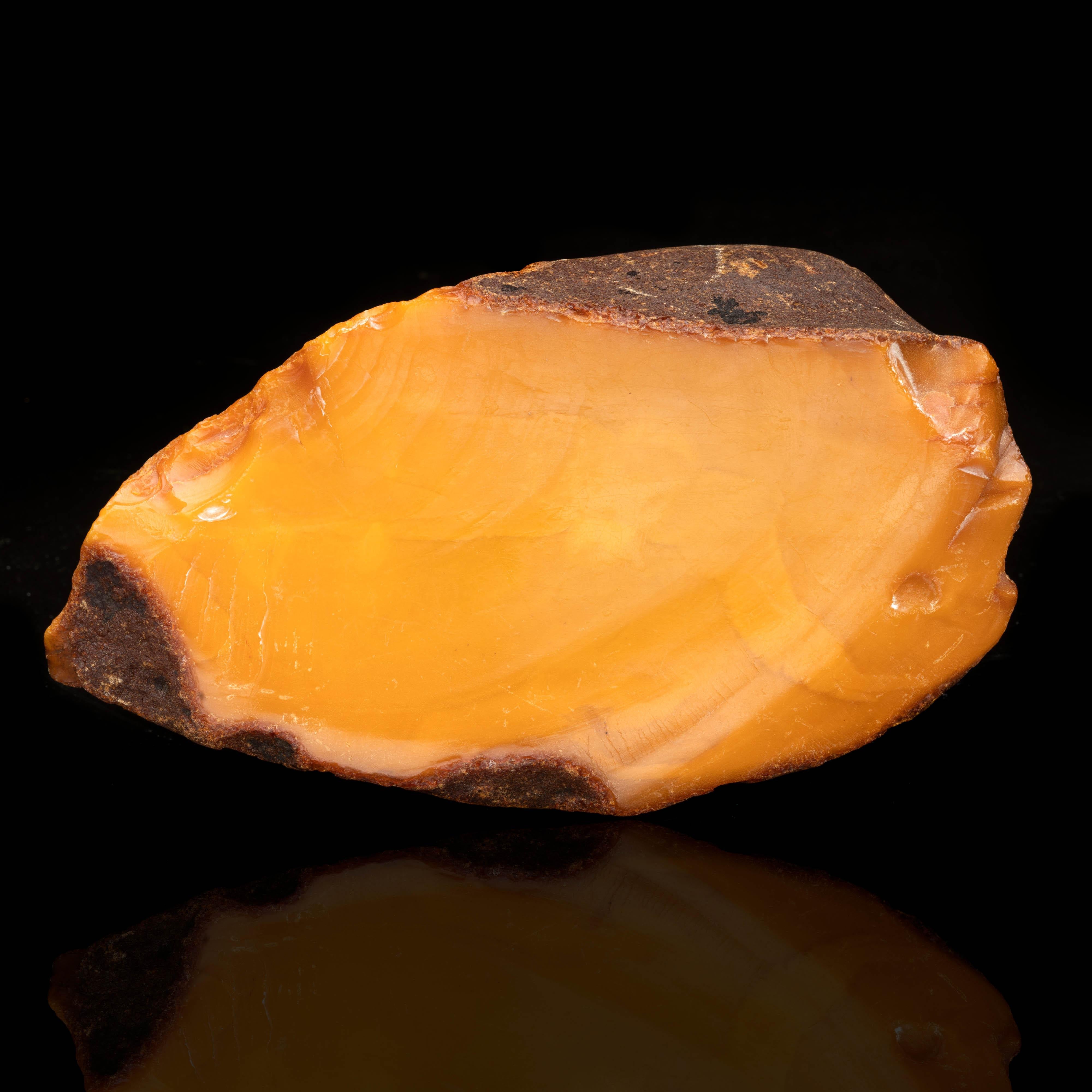 Butterscotch Amber // 34-55 Myo 'Eocene' // 385 Grams In Excellent Condition In New York, NY
