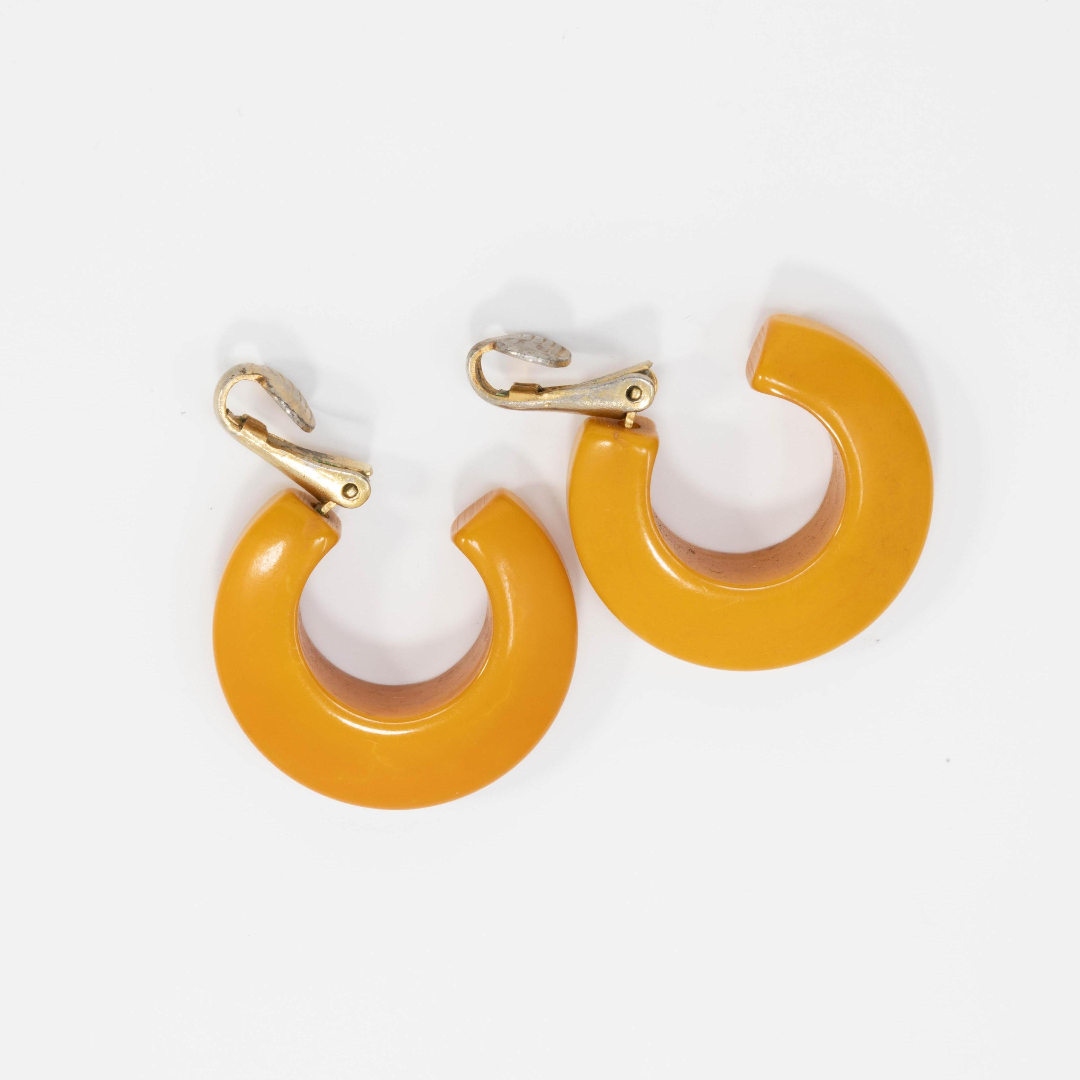 Butterscotch Amber Yellow Bakelite Huggie Style Clip On Earrings, Early ...