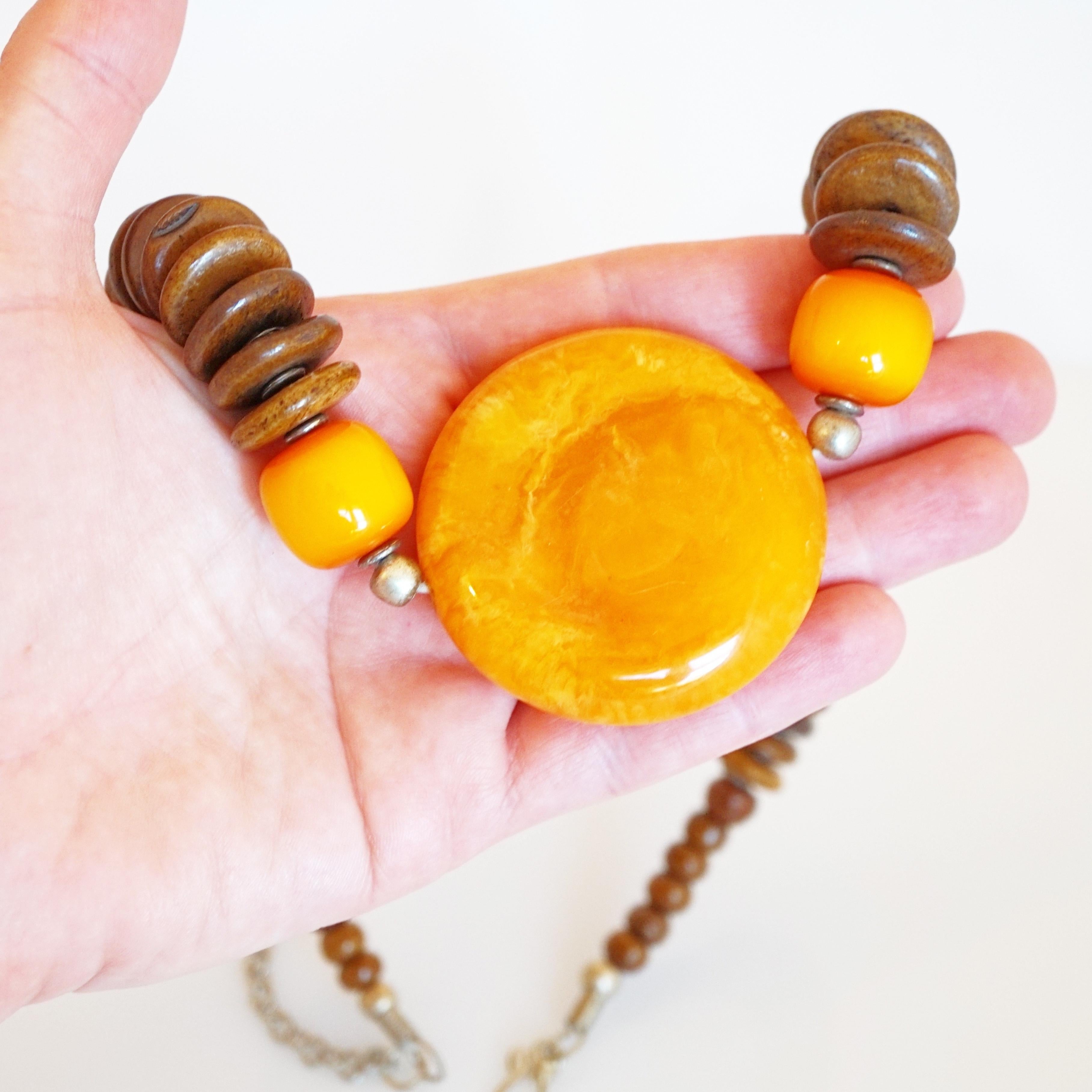 Butterscotch Bakelite & Wood Disc Beaded Tribal Necklace, 1950s In Good Condition For Sale In McKinney, TX