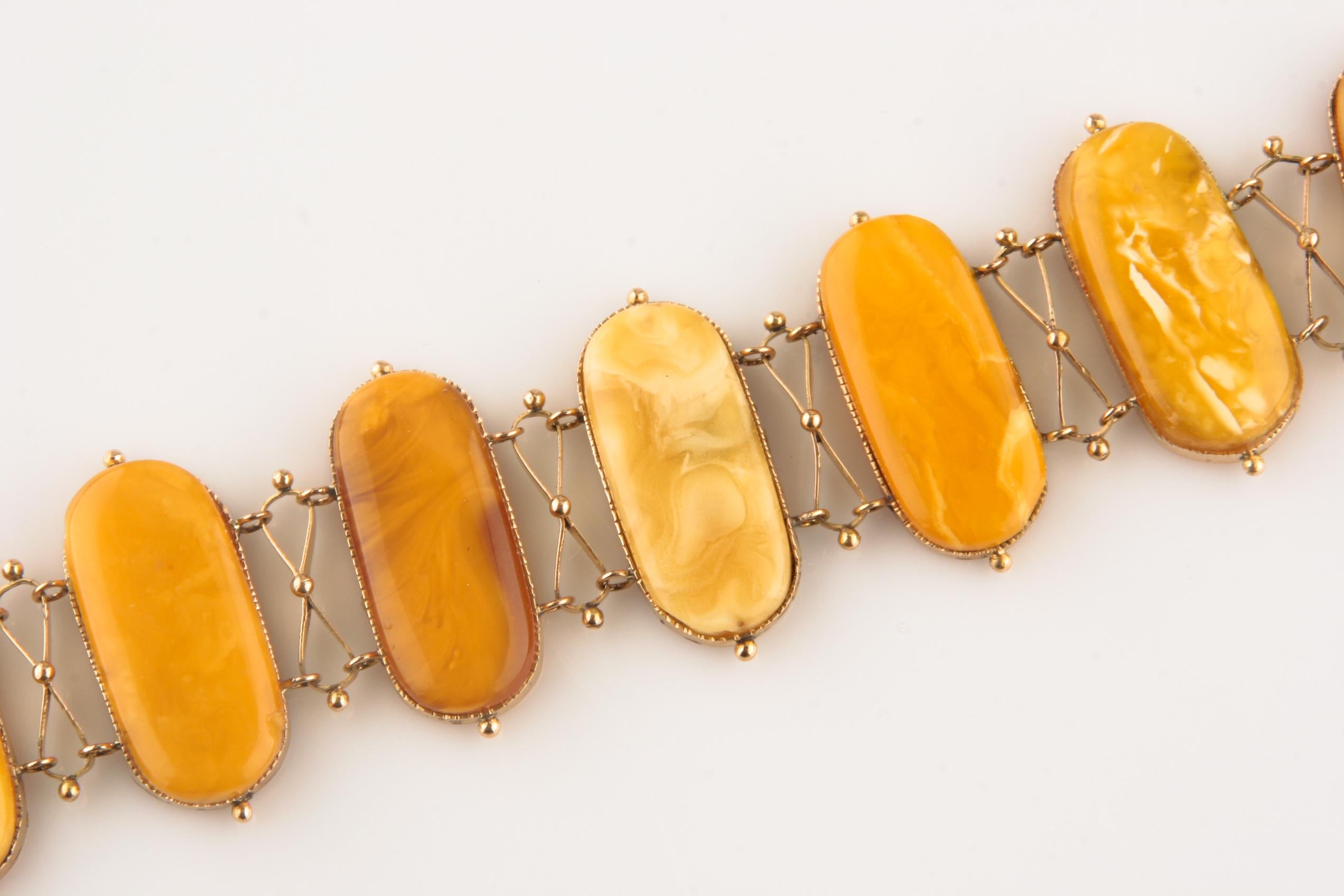 Butterscotch Halskette und Armband aus Gelbgold mit natürlichem Bernstein in Gelbgold (Moderne) im Angebot