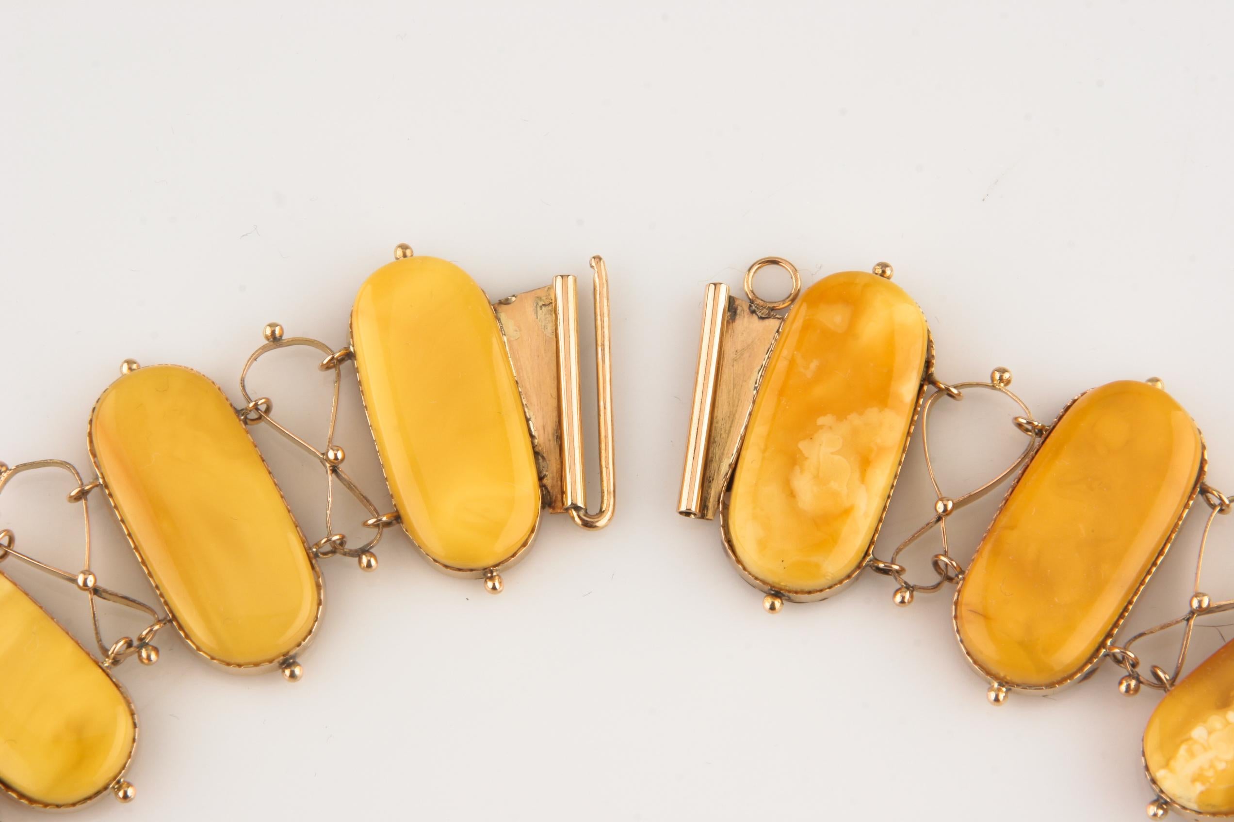 Butterscotch Halskette und Armband aus Gelbgold mit natürlichem Bernstein in Gelbgold im Angebot 1