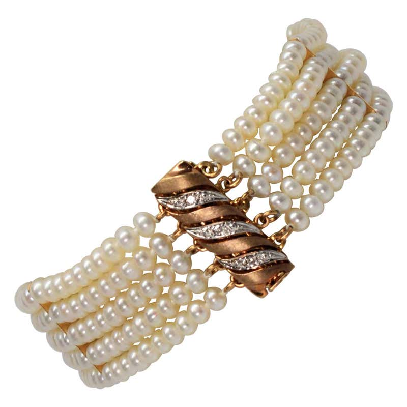 Pearl bracelet with gold clasp Clearance