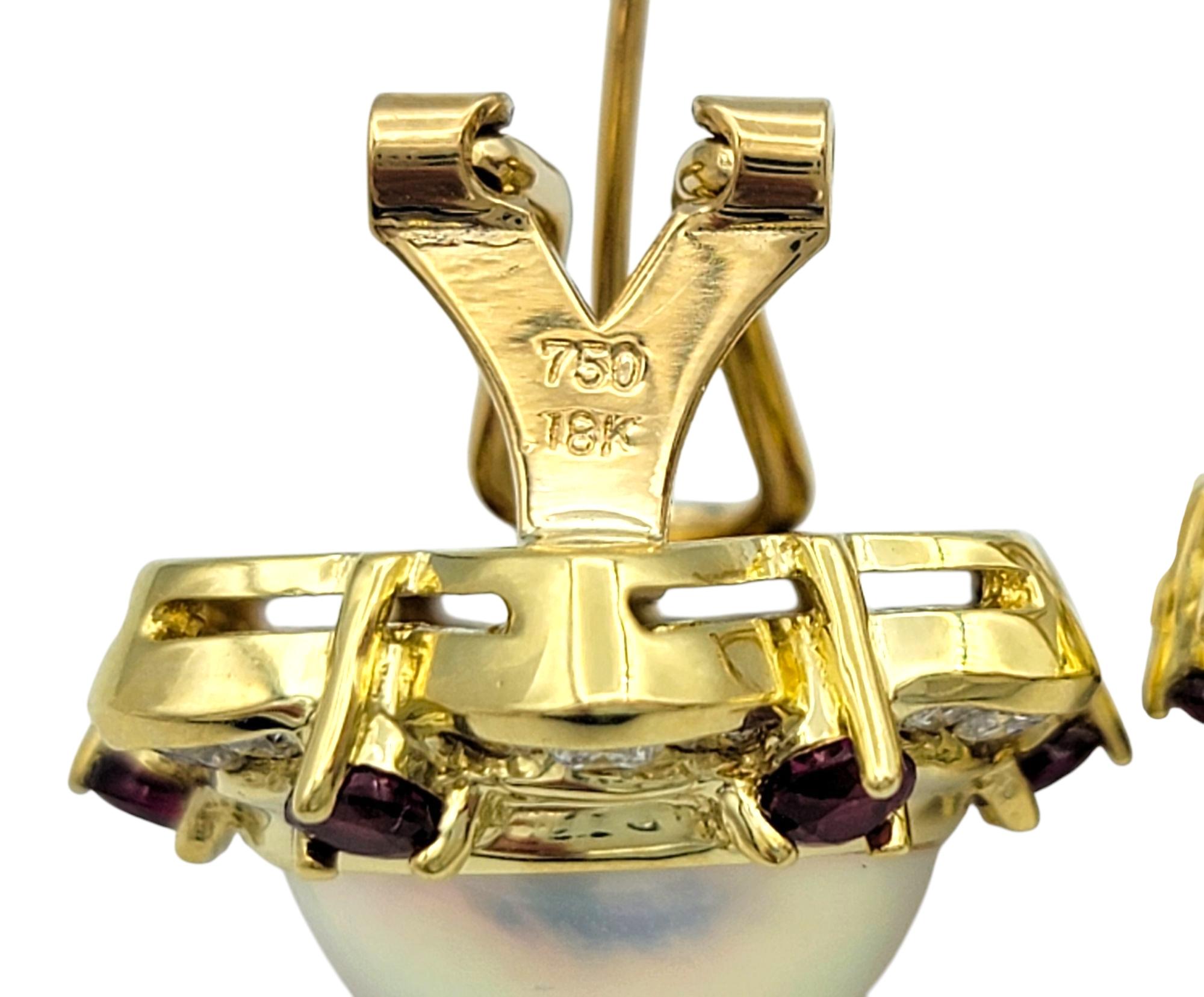 Orecchini a bottone con perla, rubino e diamante in oro giallo 18 carati In condizioni buone in vendita a Scottsdale, AZ