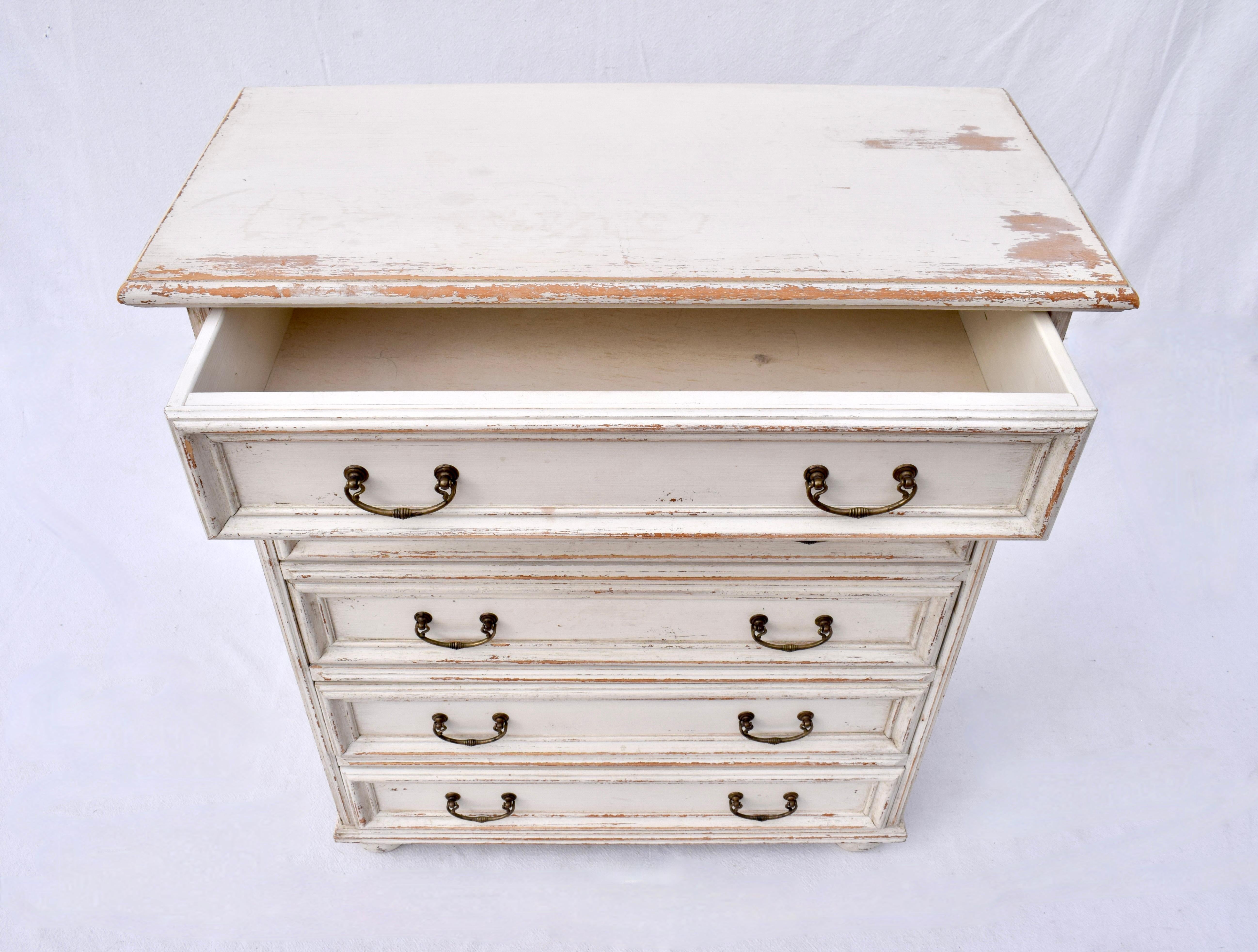 Italian Buying & Design Pair of Whitewashed Chests For Sale