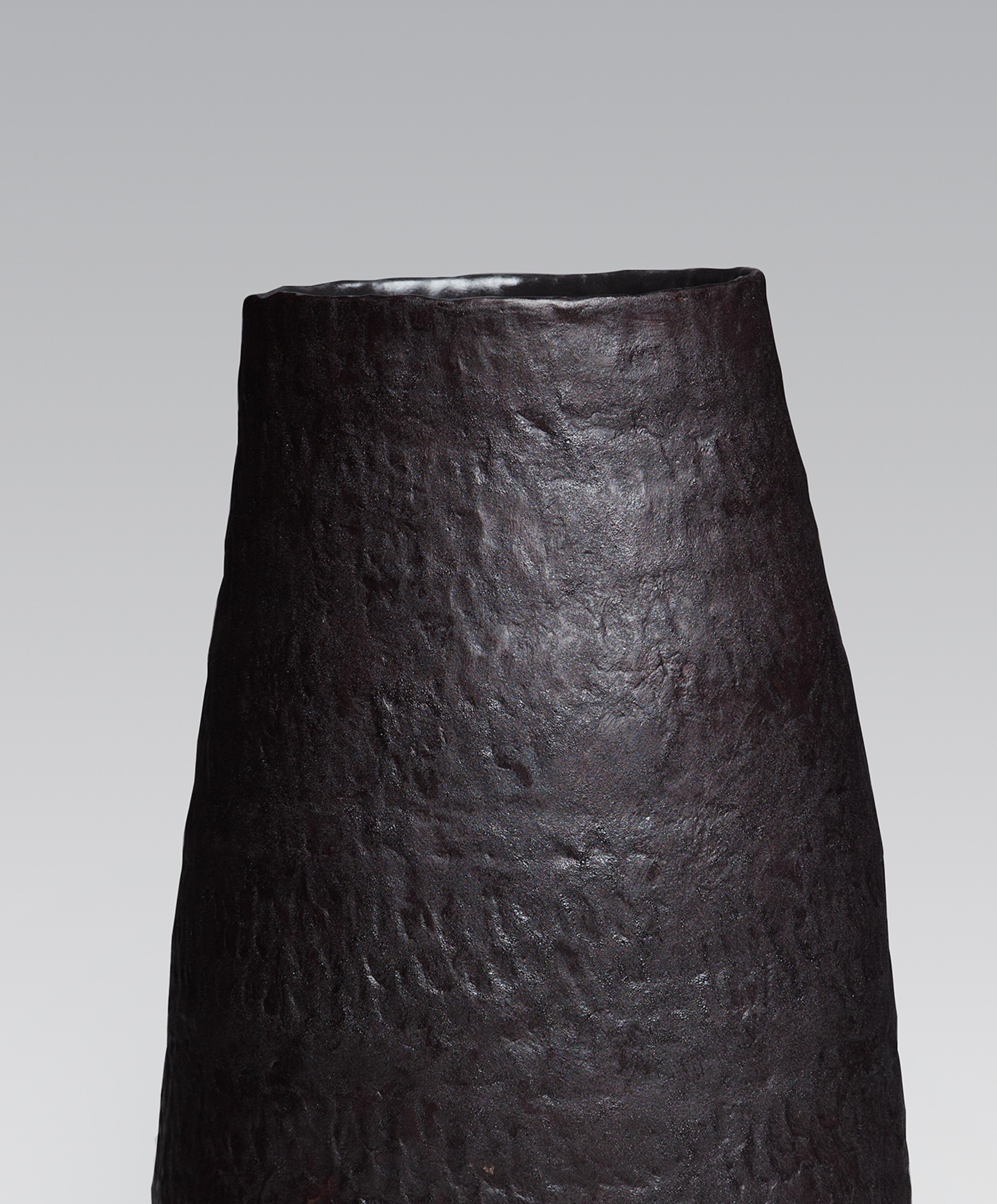 ObscuroBV02 Large vase designed and produced by Canadian artist Pascale Girardin features a partially glazed stoneware body. The entire structure is handmade. The handprints sculptured in the body are outstanding on this series of large-scale