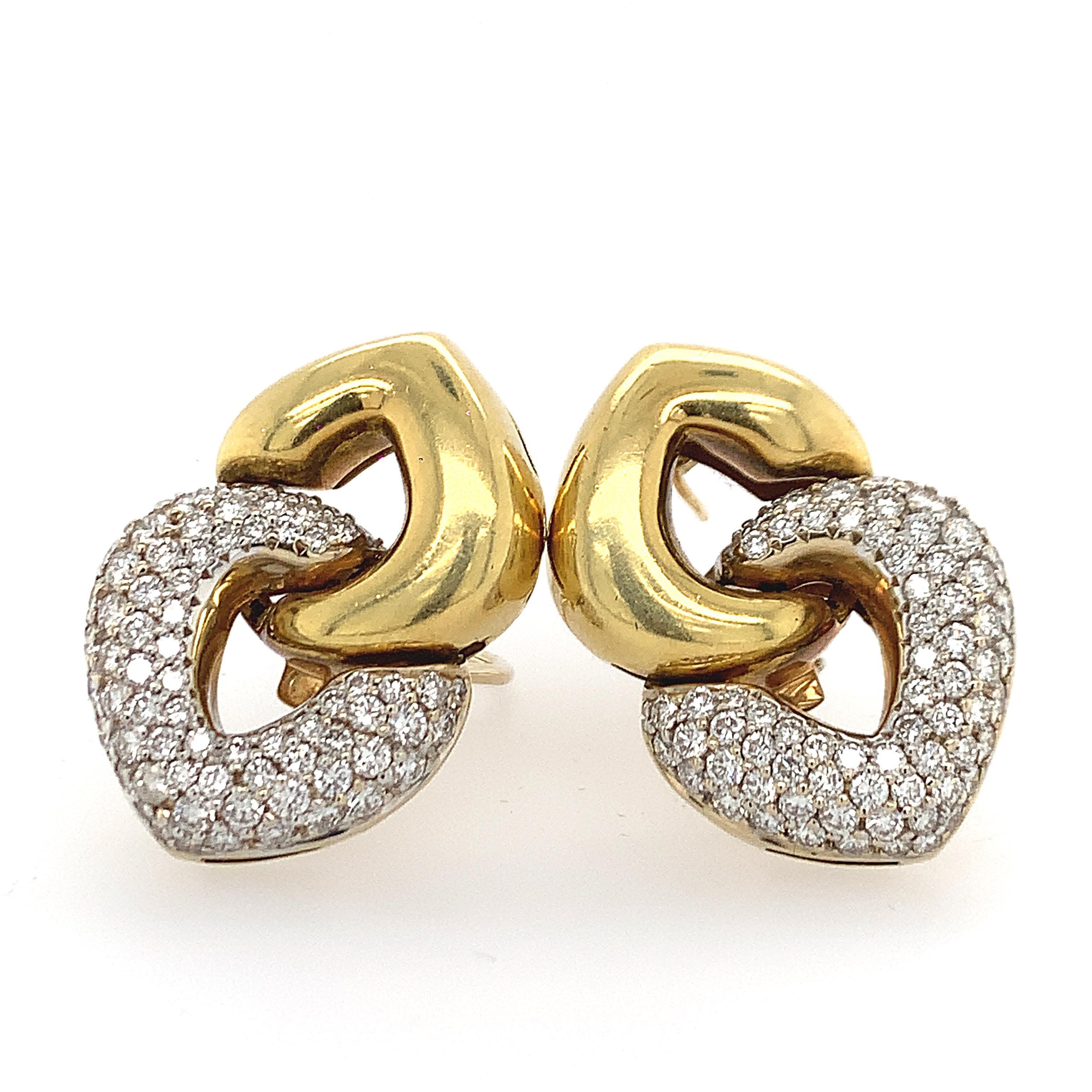 Round Cut Bvcciari Diamond Earrings For Sale