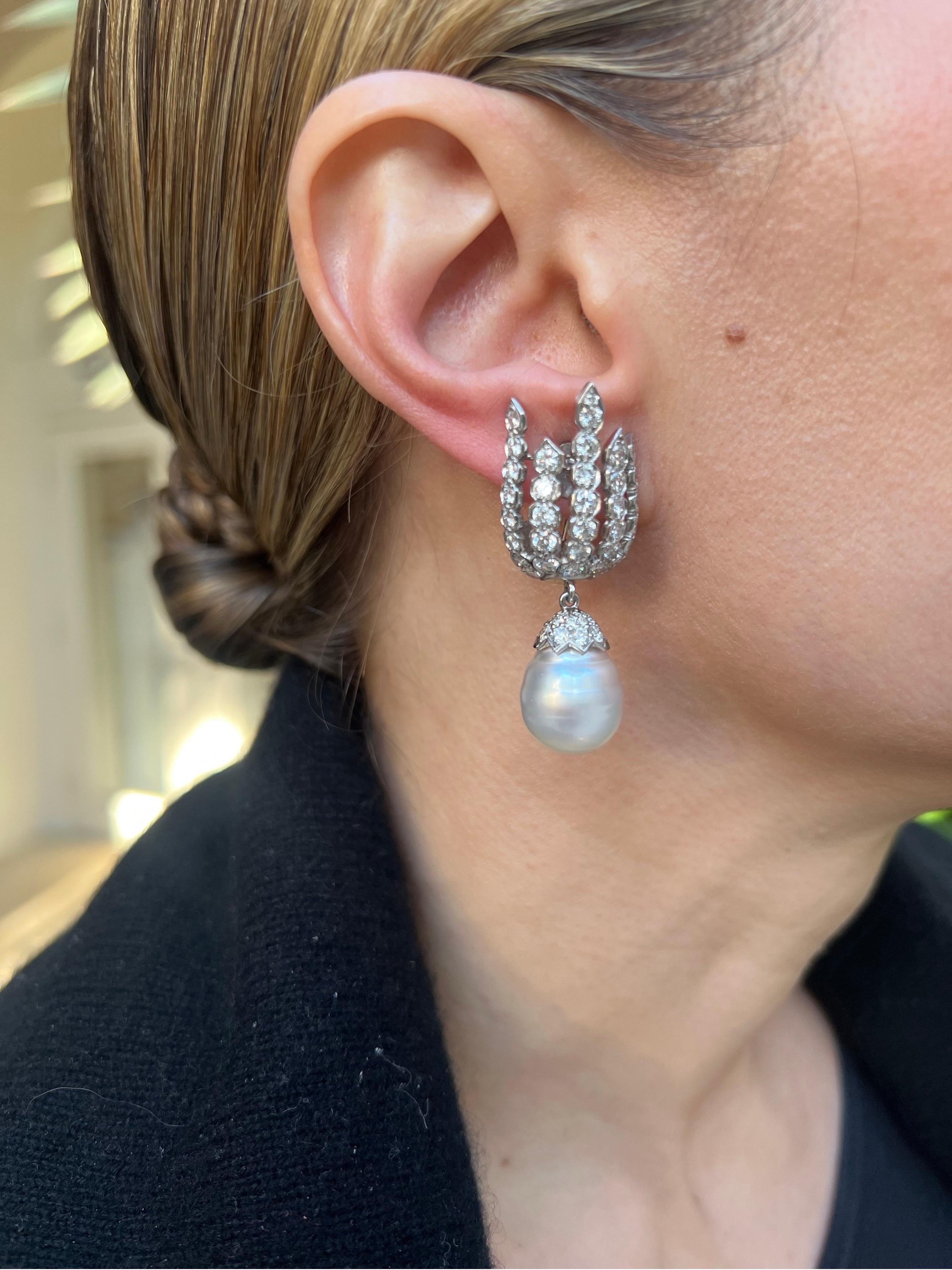 Bvcciari Multicolored Pearl Diamond Pendant Earrings In Excellent Condition For Sale In Palm Beach, FL