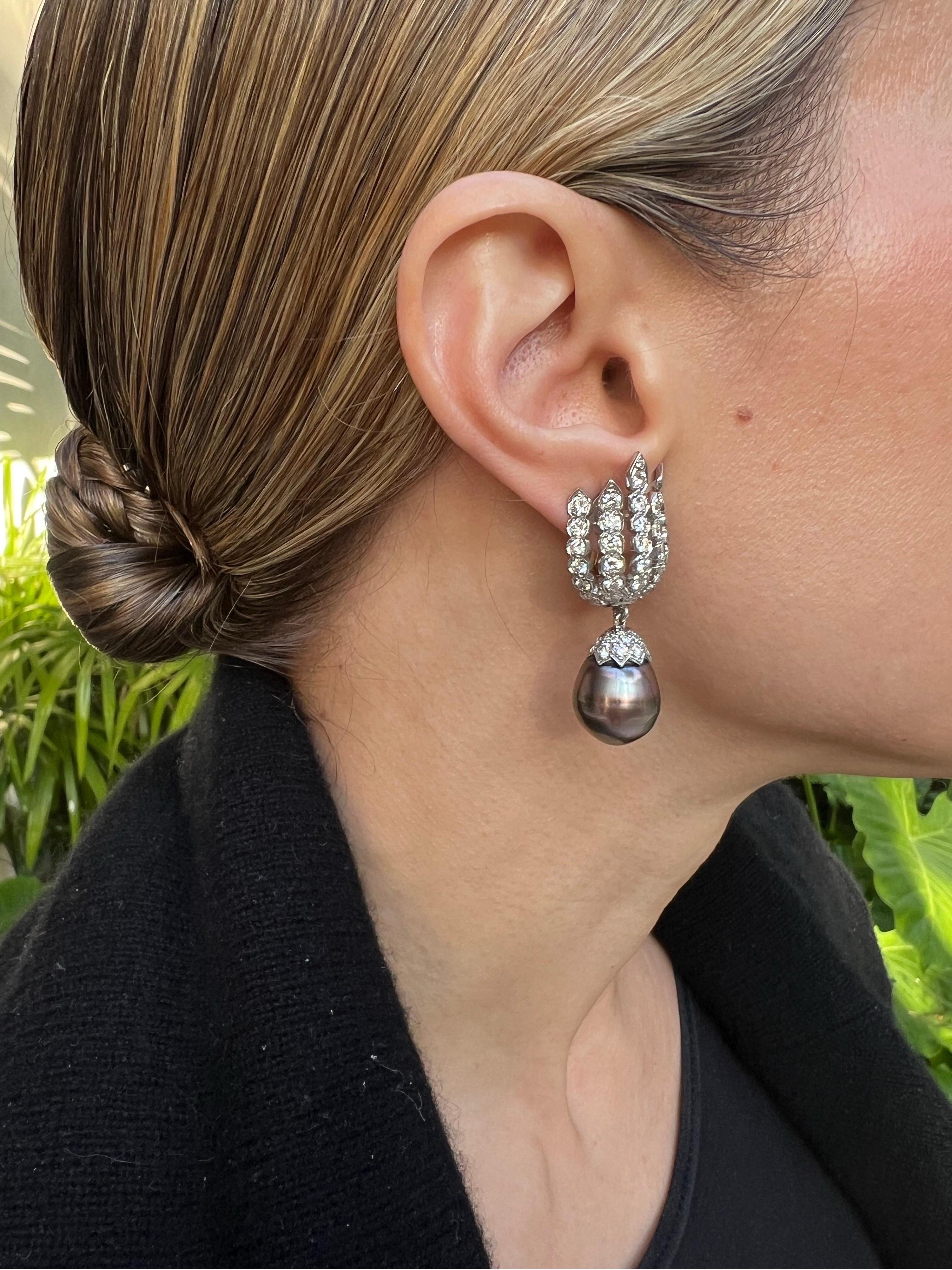 Women's Bvcciari Multicolored Pearl Diamond Pendant Earrings For Sale