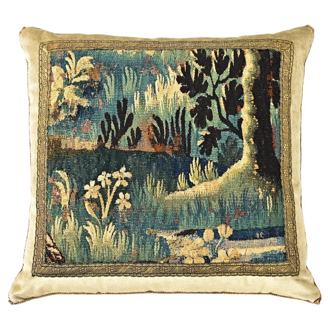 Coussin fragmenté de tapisserie ancienne BVIZ