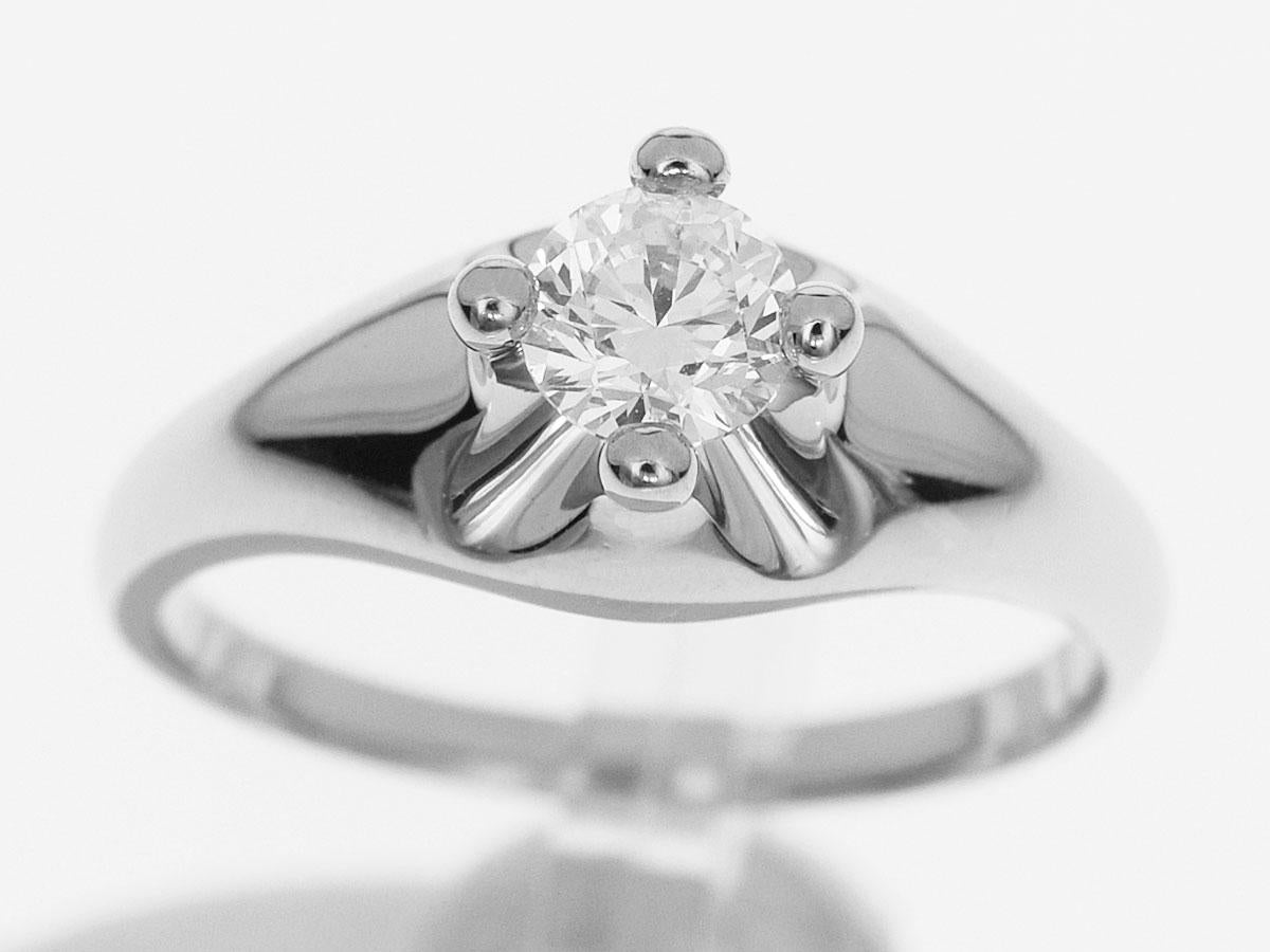 Brand:BVLGARI
Name:CORONA ring
Material :1P Diamond (D0.40ct D-VS2-VG), Pt950 Platinum
Comes with :Bvlgari case, GIA certificate(Nov 2013)
Ring size:British & Australian:L 1/4  /   US & Canada:5.75 /  French & Russian:51 / German:16.2 /  Japanese: 