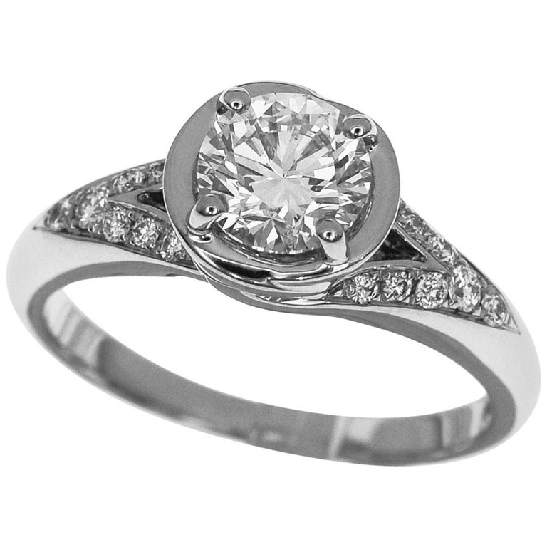Bvlgari 0.70 Carat Diamond Platinum Incontro D'amore Ring For Sale at  1stDibs | bulgari incontro d'amore ring price, incontro d'amore ring,  incontro d'amore bulgari