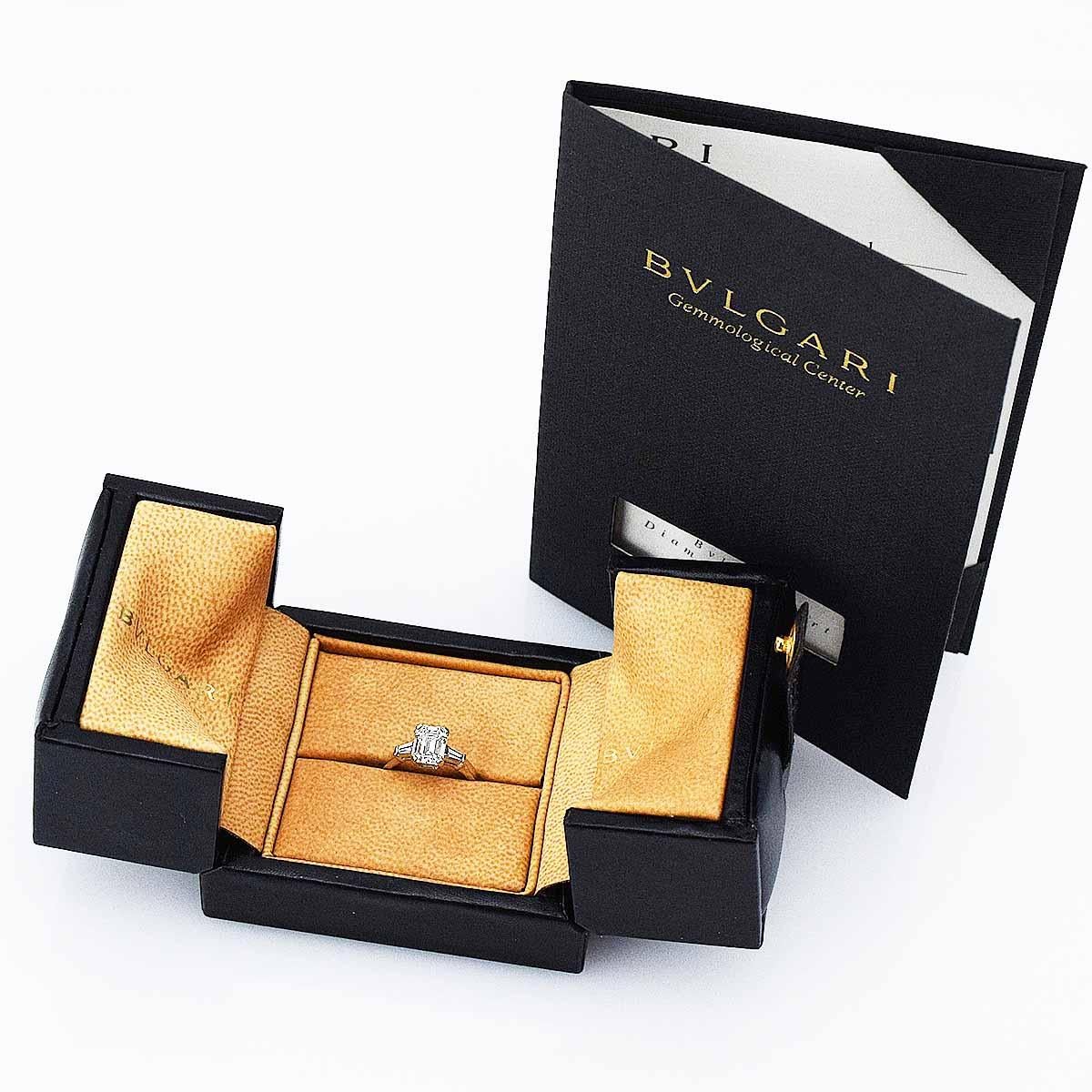 Bvlgari 1.61 Carat Diamond Platinum Griffe Solitaire Ring In Good Condition For Sale In Tokyo, JP