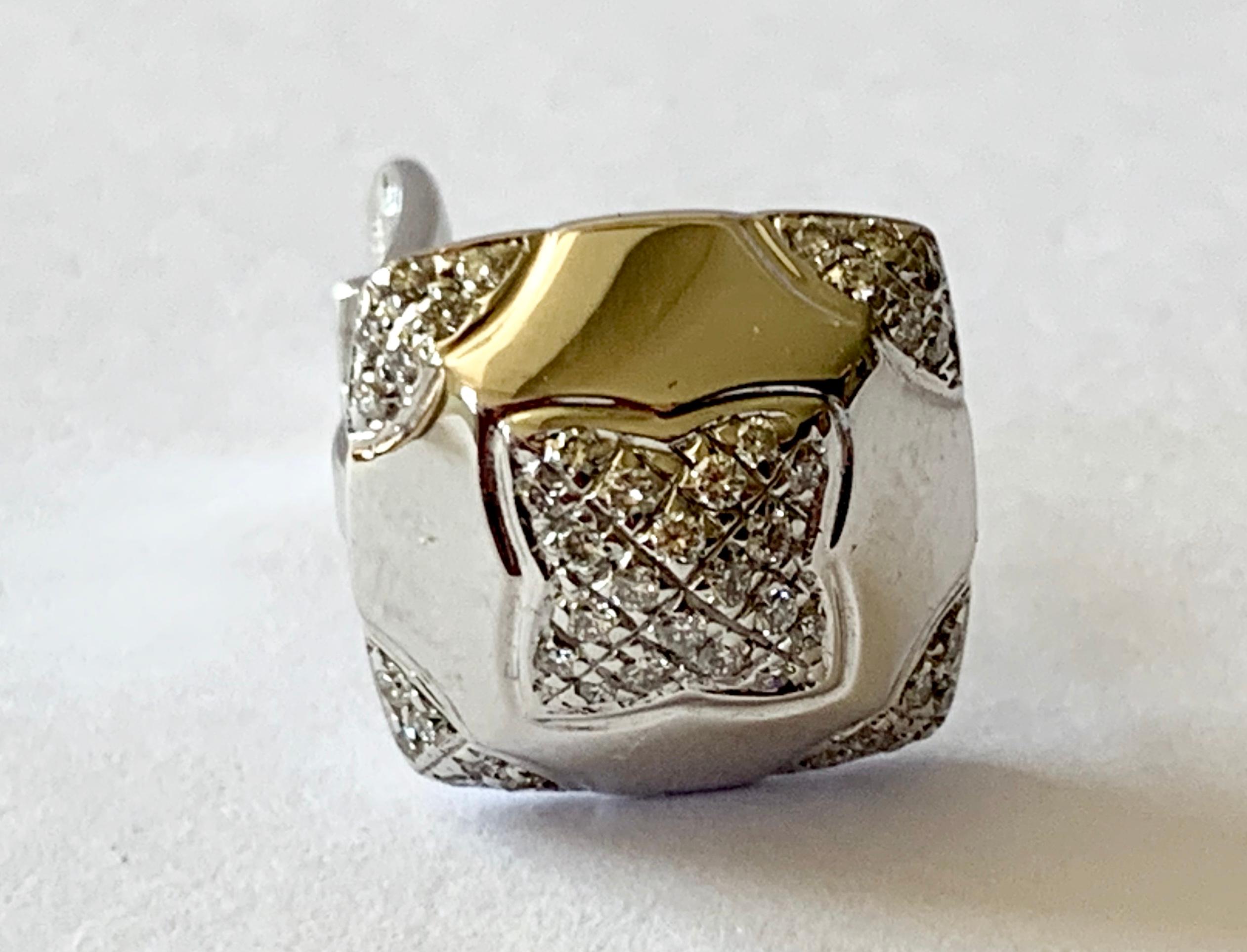 Round Cut Bvlgari 18 Karat White Gold Diamond Pyramid Earrings