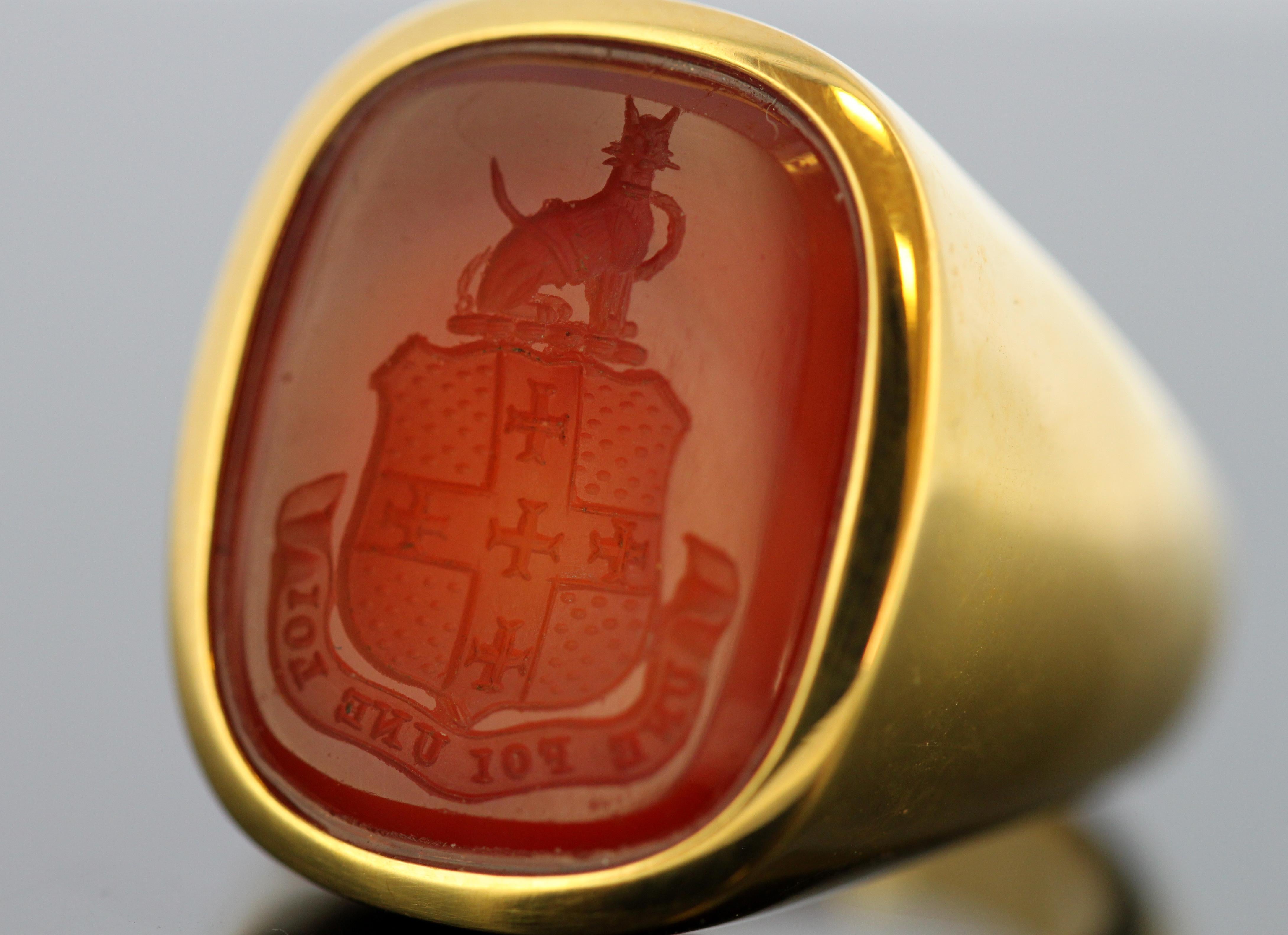 Bvlgari – 18 Karat Gold Carnelian Seal Ring, Made in Italy, circa 1980s 6