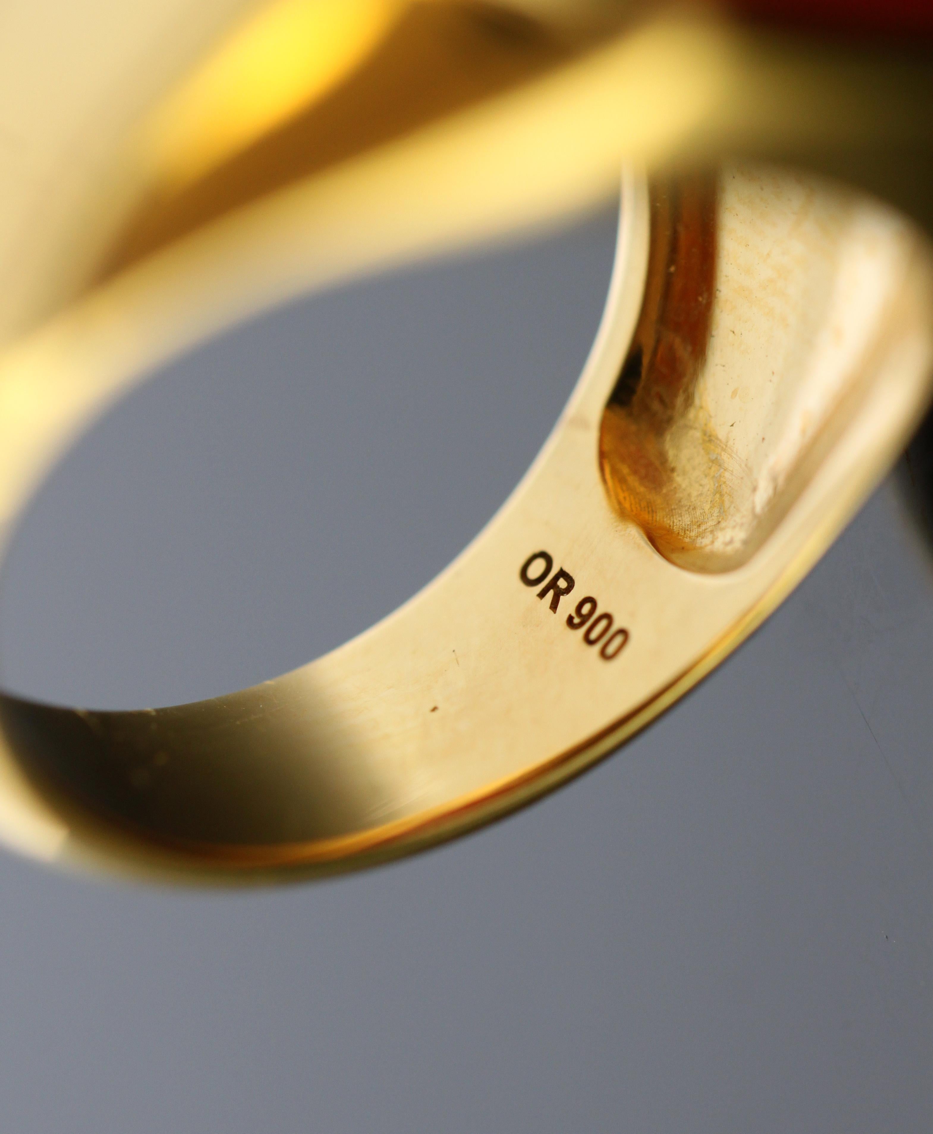 Bvlgari – 18 Karat Gold Carnelian Seal Ring, Made in Italy, circa 1980s 9