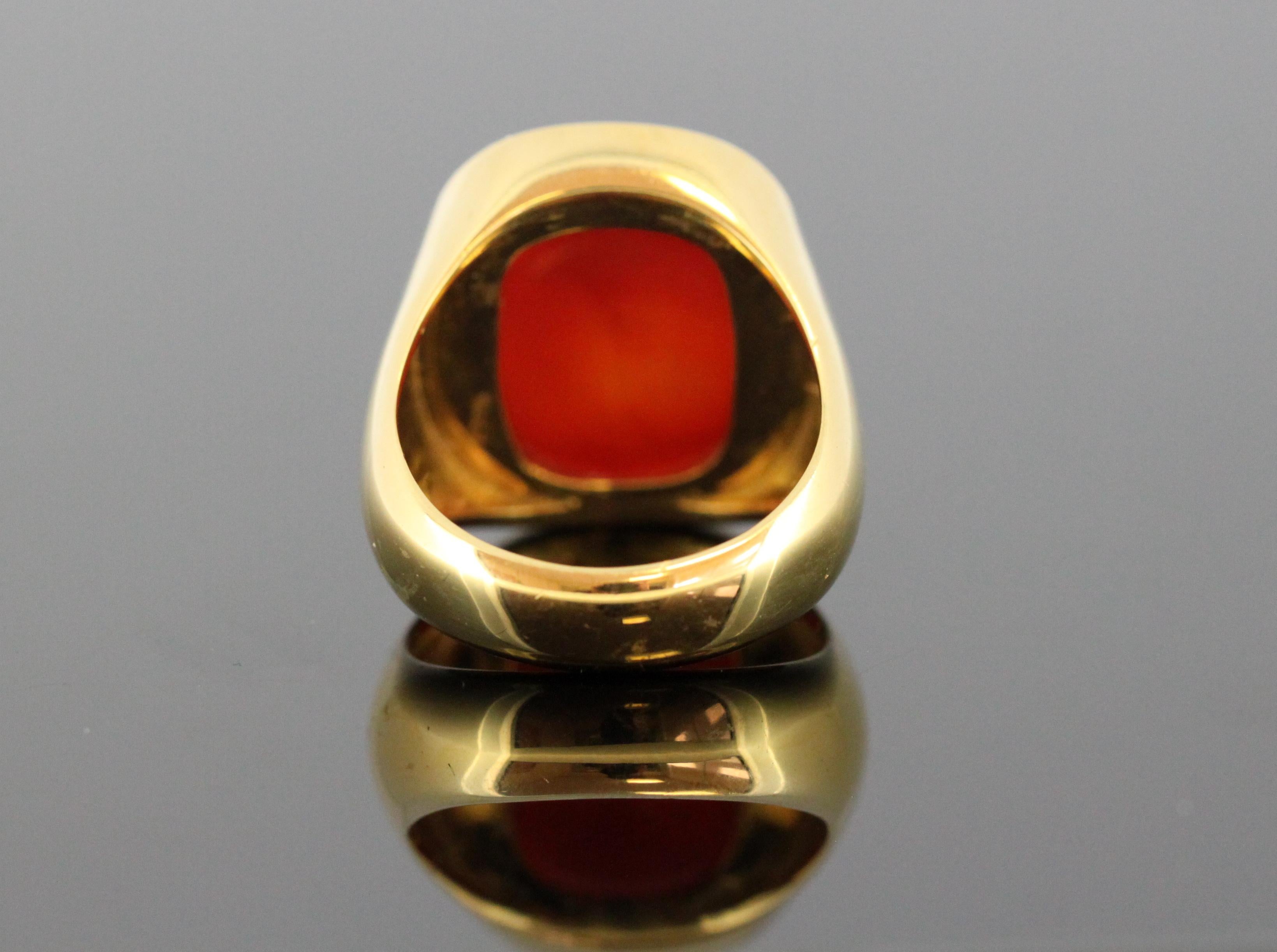 Bvlgari – 18 Karat Gold Carnelian Seal Ring, Made in Italy, circa 1980s 2