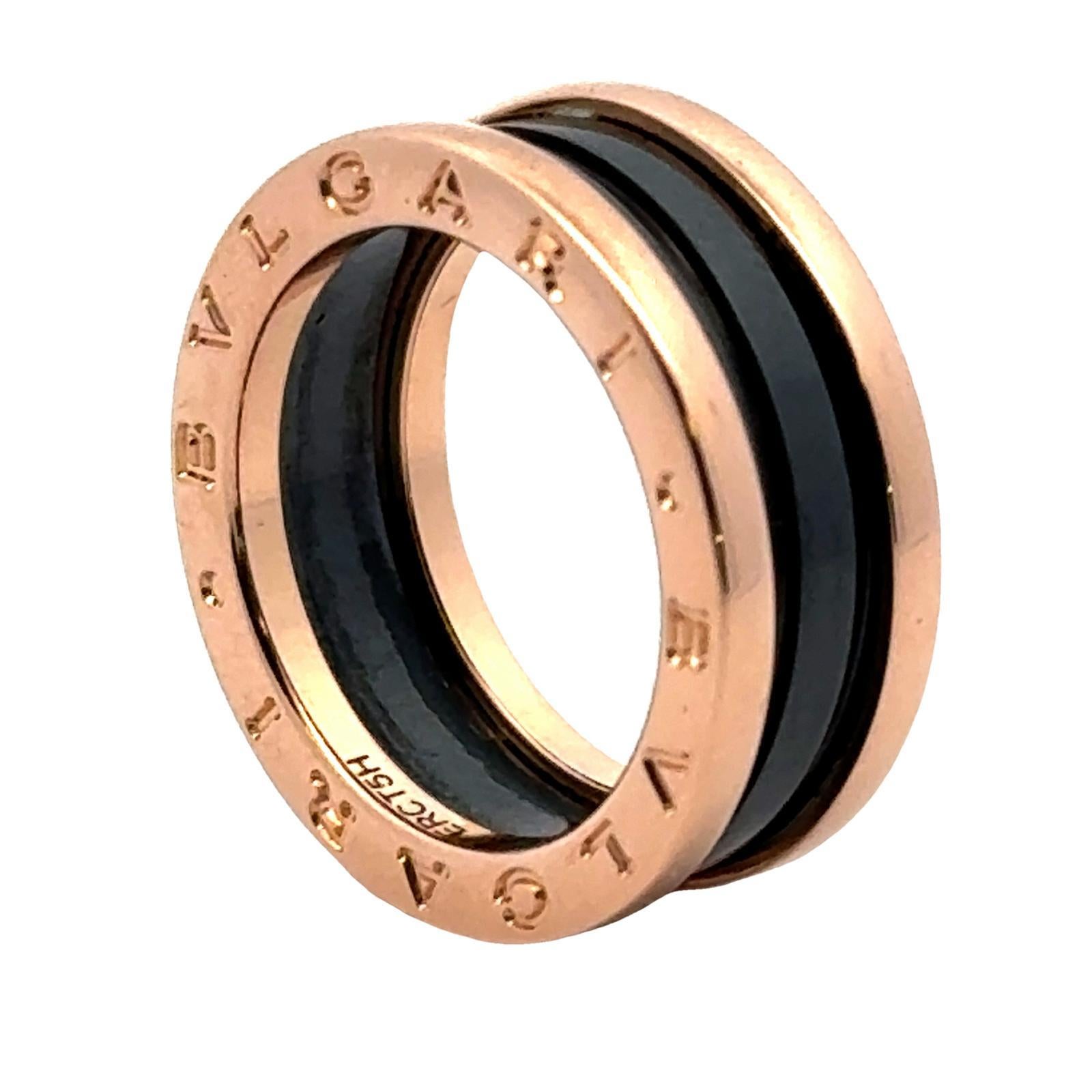 BVLGARI 18 Karat Rose Gold & Ceramic B-Zero Ring Size 53 ( US Size 6) In Excellent Condition For Sale In Boca Raton, FL