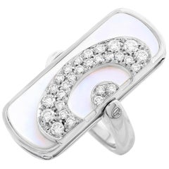 Bvlgari 18 Karat White Gold, 0.85 Carat Diamond and Mother of Pearl Ring