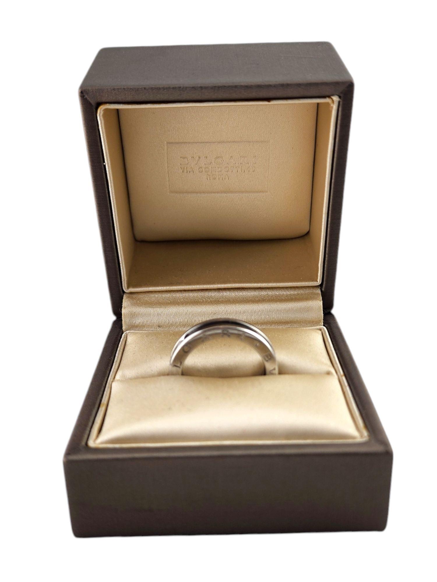 Bvlgari 18 Karat White Gold B.Zero 1 Ring Size 8.5 (58) #18749 For Sale 7