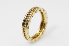 Bvlgari 18 Karat Yellow Gold B.Zero One Band Ring with Pave Diamonds