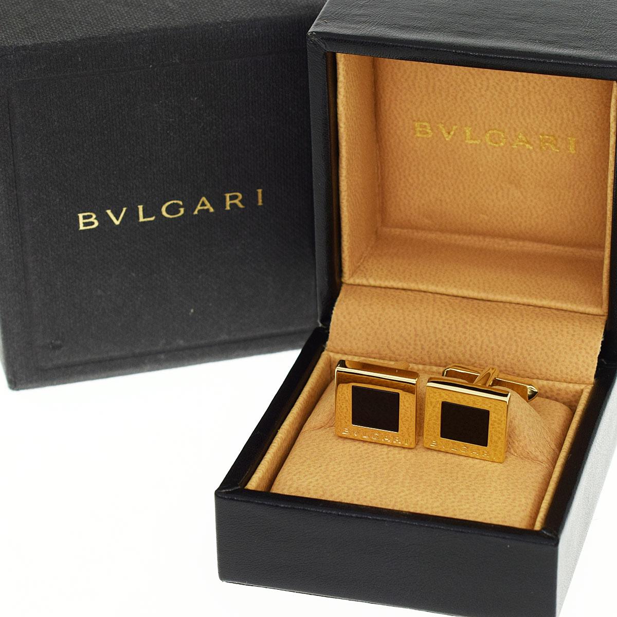 Brand:BVLGARI
Name:Quadrad Gold onyx cufflinks
Material:Black Onyx,750 K18 YG Yellow Gold
Weight:23.3g（Approx)
Size: Length 24.13mm /0.95