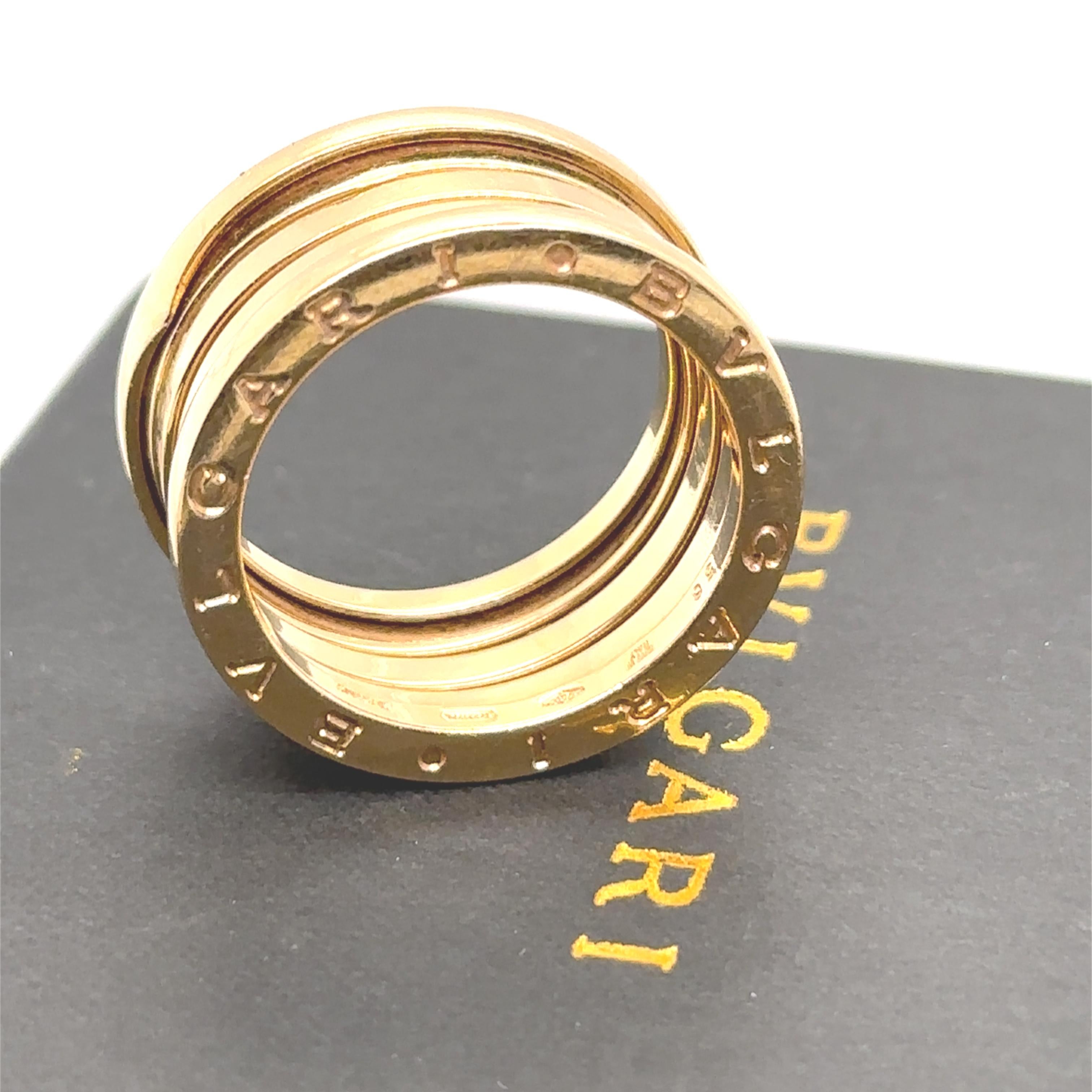 Bvlgari Bague à quatre anneaux en or jaune 18 carats B.Zero1 12,19 g en vente 2