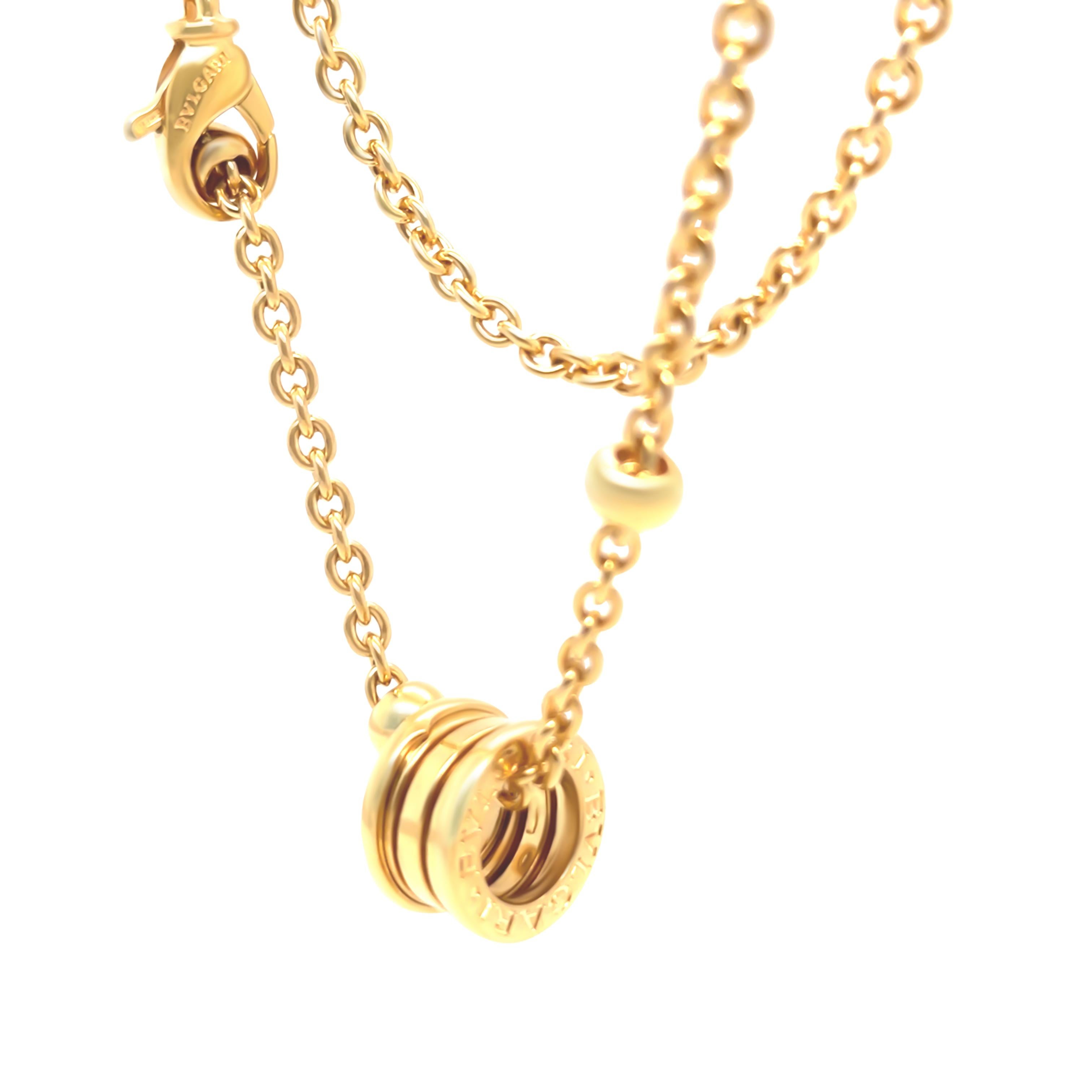 Bvlgari, collier chaîne Catene en or jaune 18 carats avec mini pendentif B.Zero1 37,31 g Pour femmes en vente