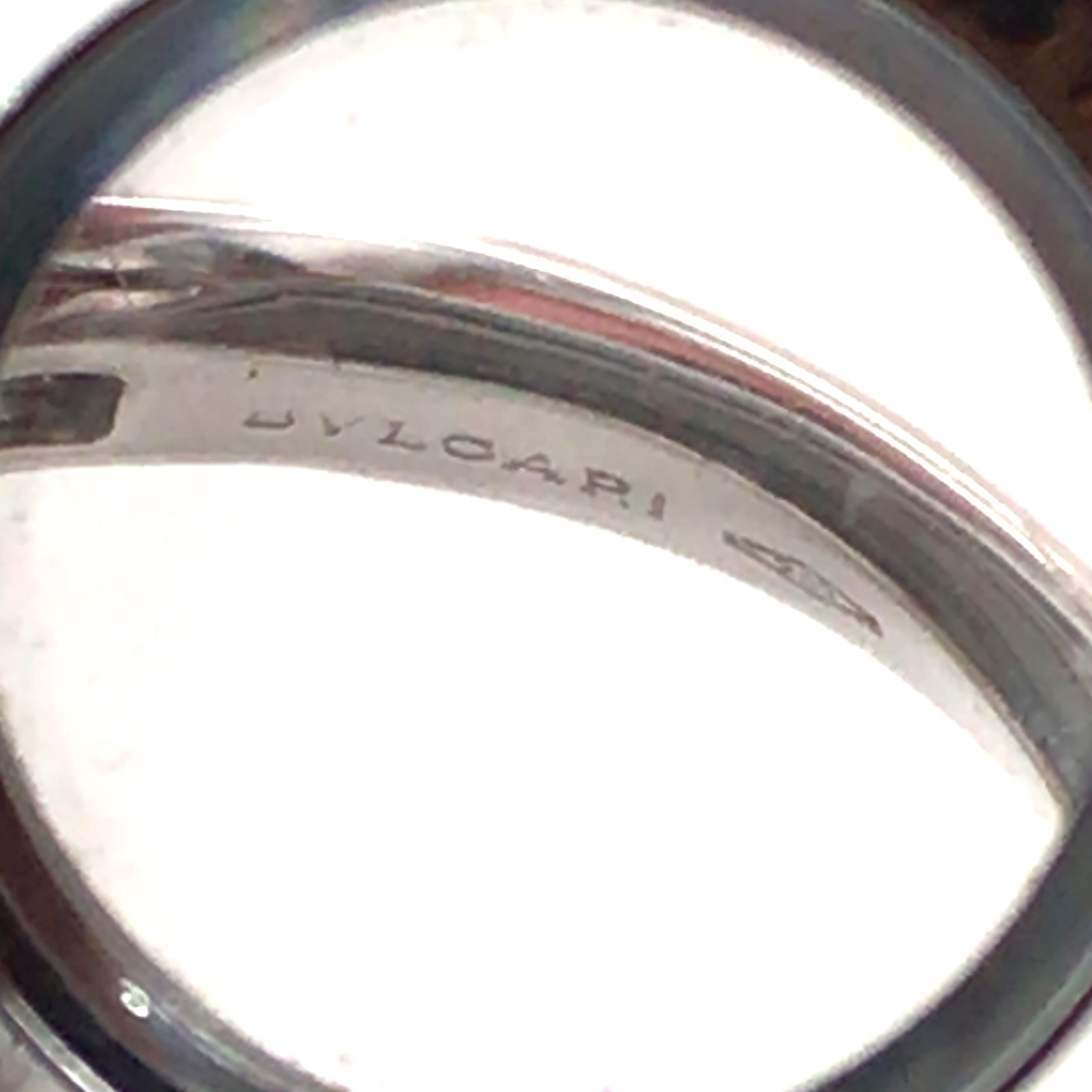 Bvlgari, Anello con fiore di diamante in oro 18 carati in vendita 1