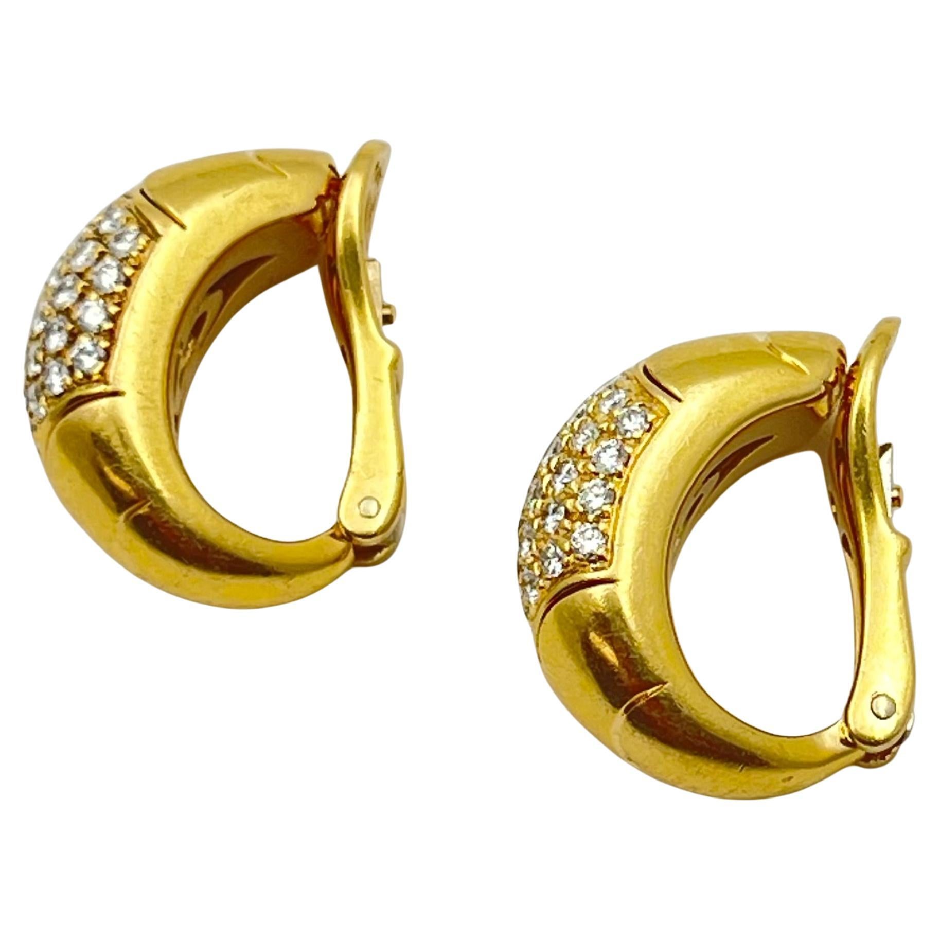 Orecchini Tronchetto con diamanti in oro 18k Bvlgari In condizioni ottime in vendita a Palm Beach, FL
