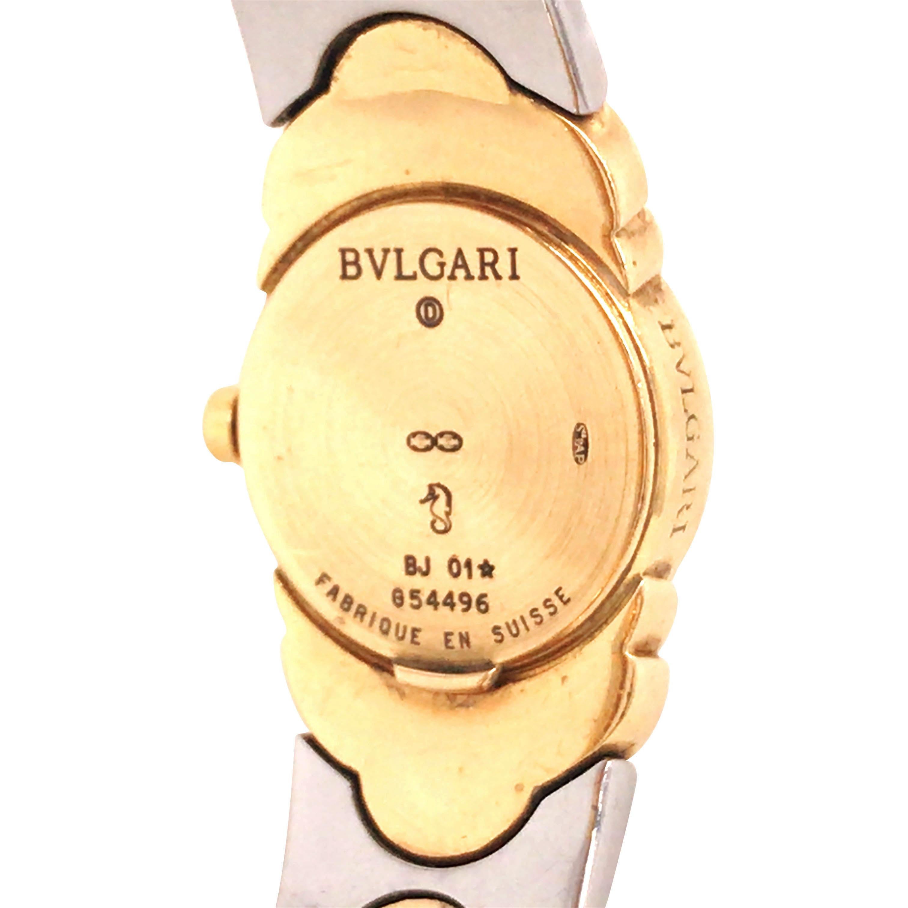 Bvlgari: 18 Karat Gold Stahl-Quarz-Uhr für Damen oder Herren im Angebot