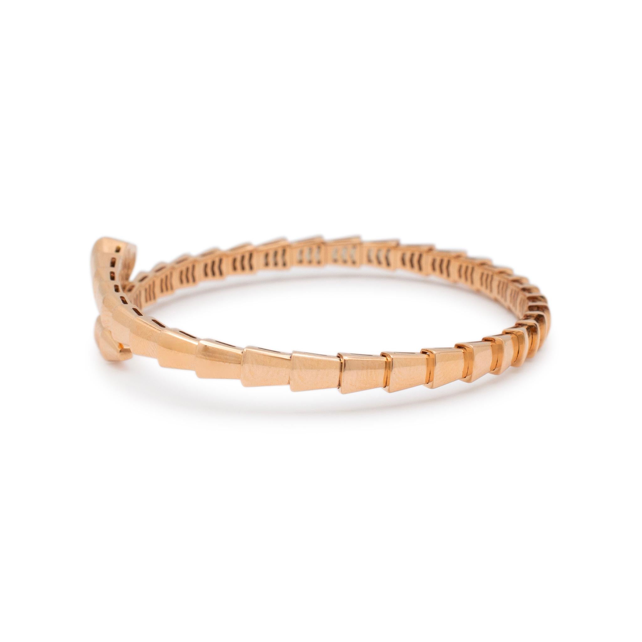 Bvlgari Bracelet jonc flexible Serpenti Viper en or rose 18 carats Pour femmes en vente